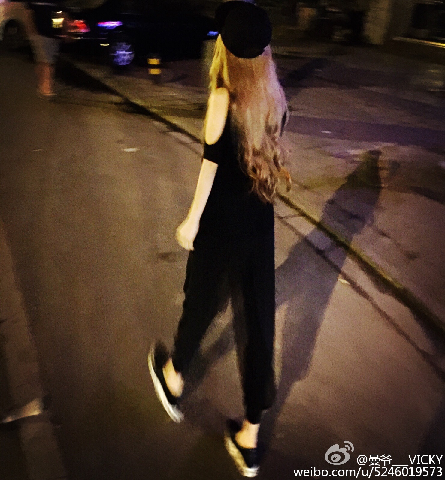 AISS爱丝模特曼宝宝微博写真照 3