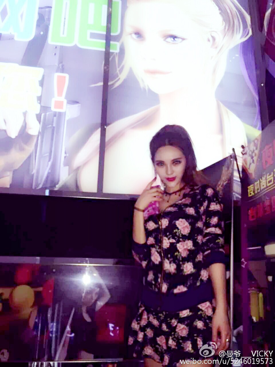 AISS爱丝模特曼宝宝微博写真照 3