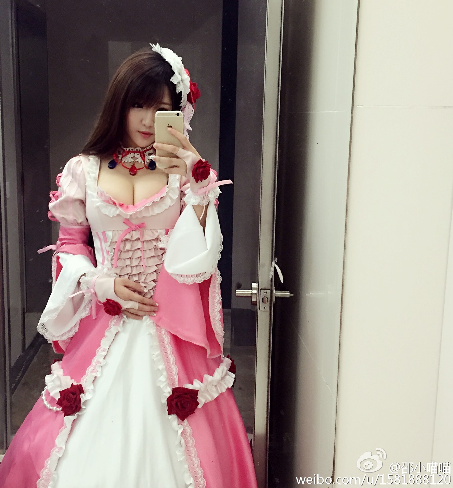 游戏Showgirl邵小喵喵 微博生活照合集