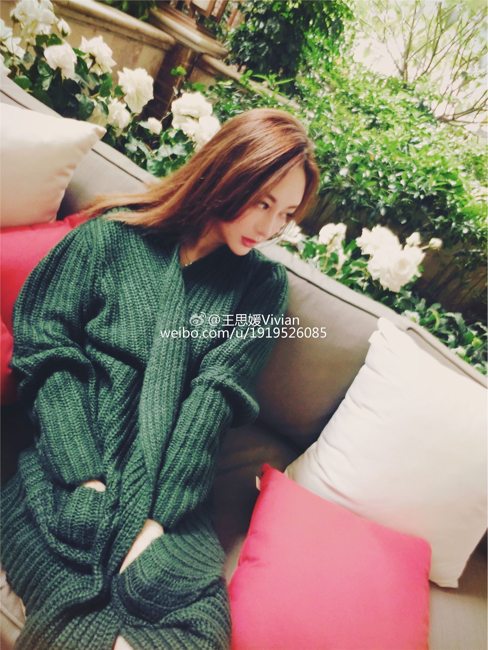 网络红人王思媛Vivian微博自拍写真合集 1
