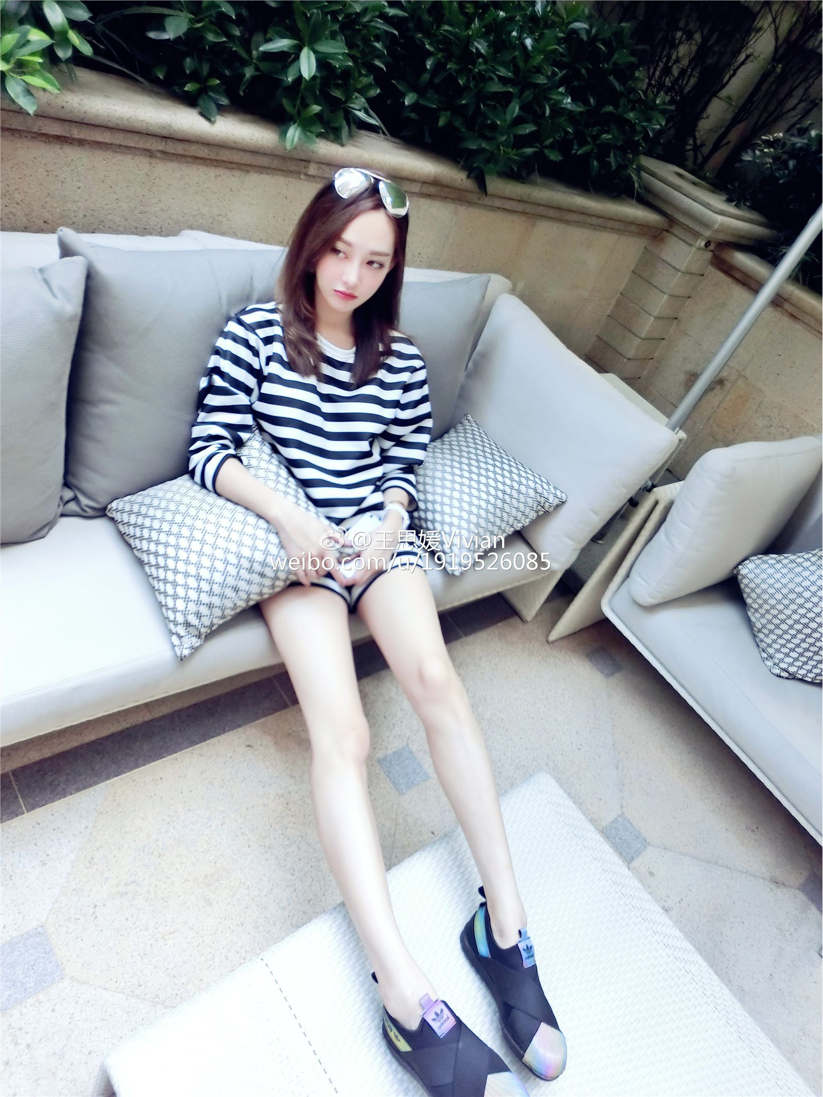 网络红人王思媛Vivian微博自拍写真合集 1