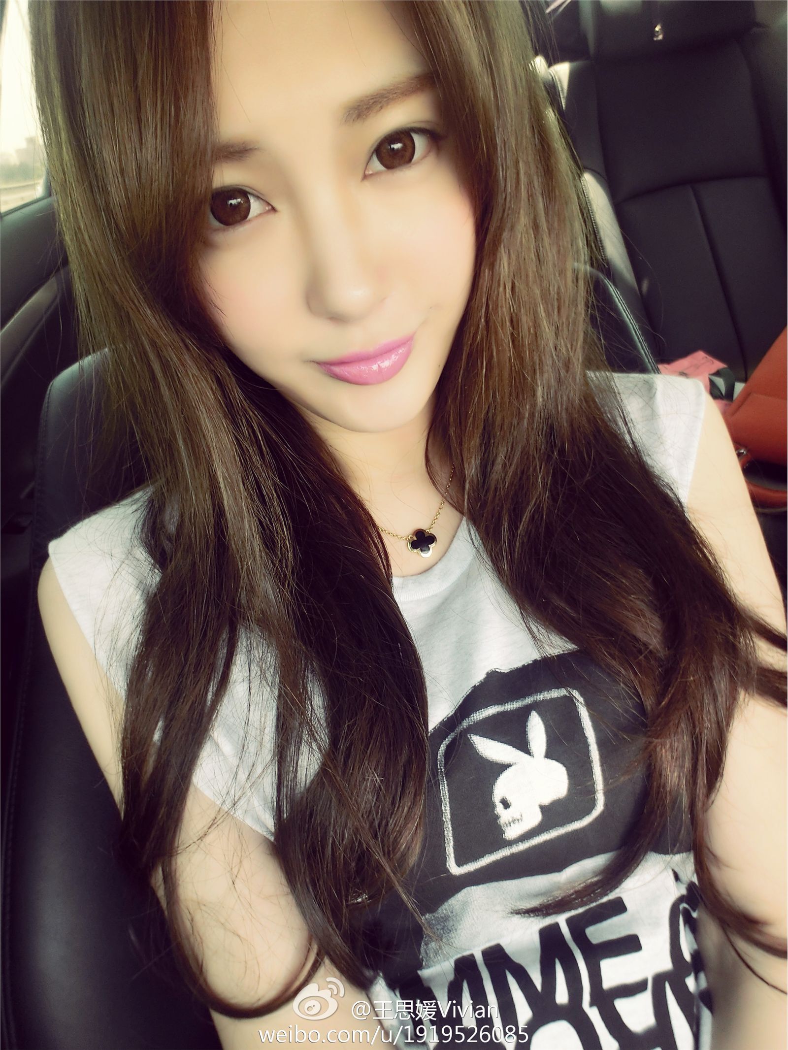 网络红人王思媛Vivian微博自拍写真合集 1