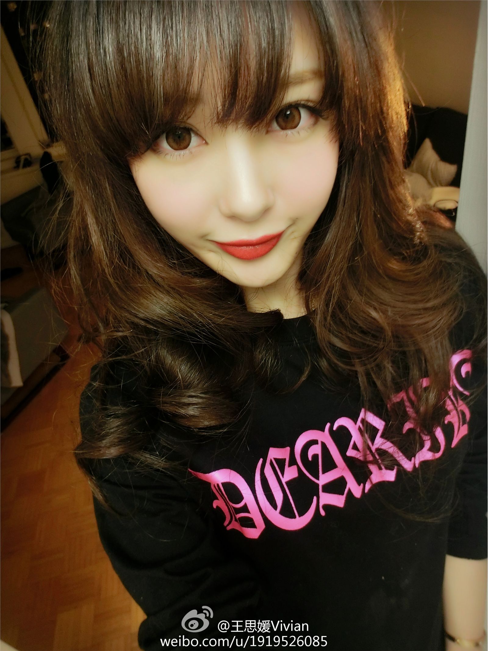网络红人王思媛Vivian微博自拍写真合集 1