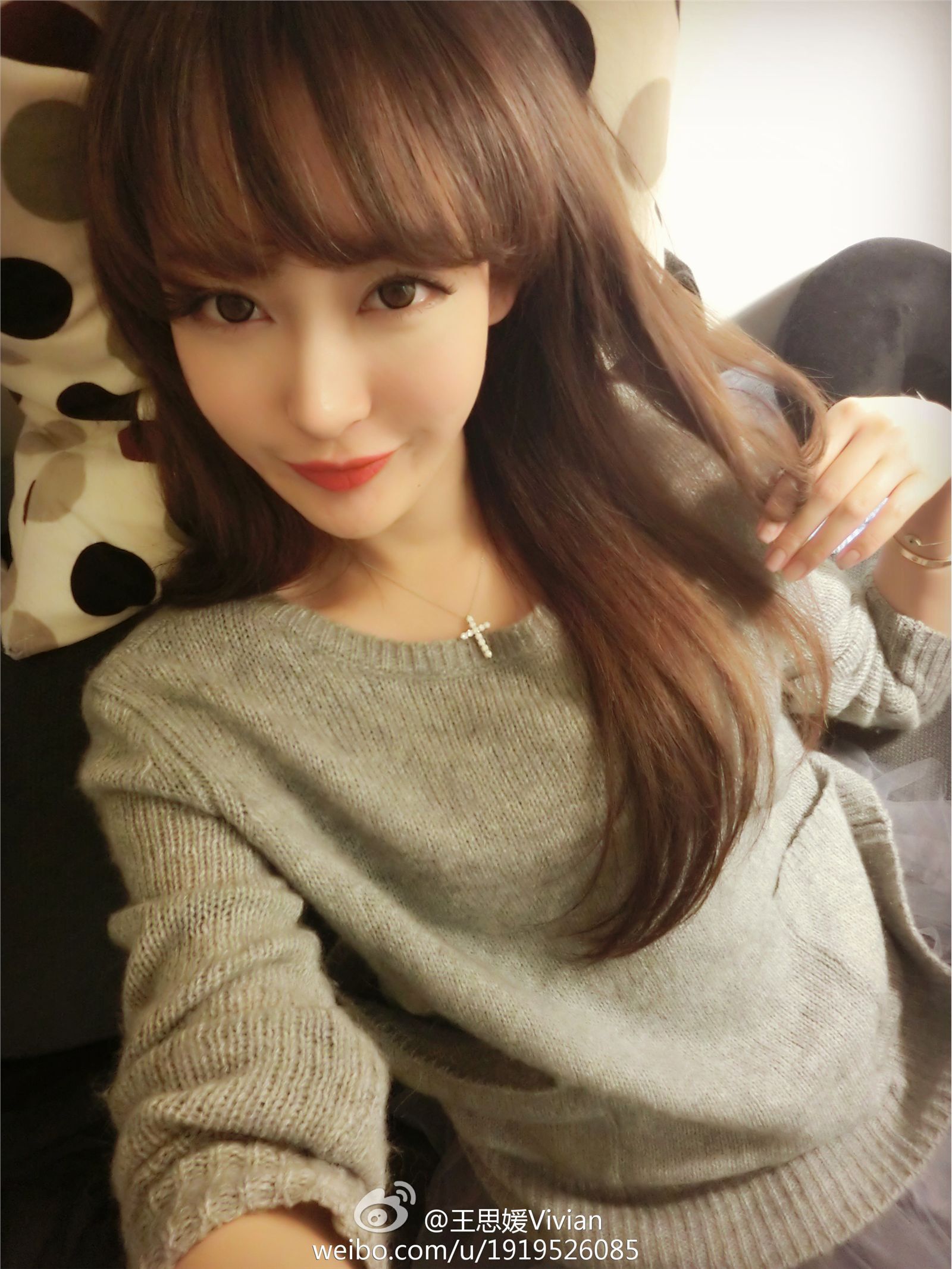 网络红人王思媛Vivian微博自拍写真合集 1