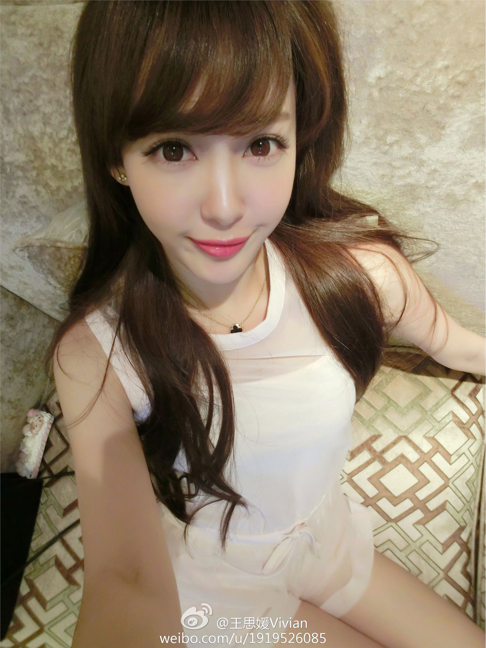 网络红人王思媛Vivian微博自拍写真合集 1
