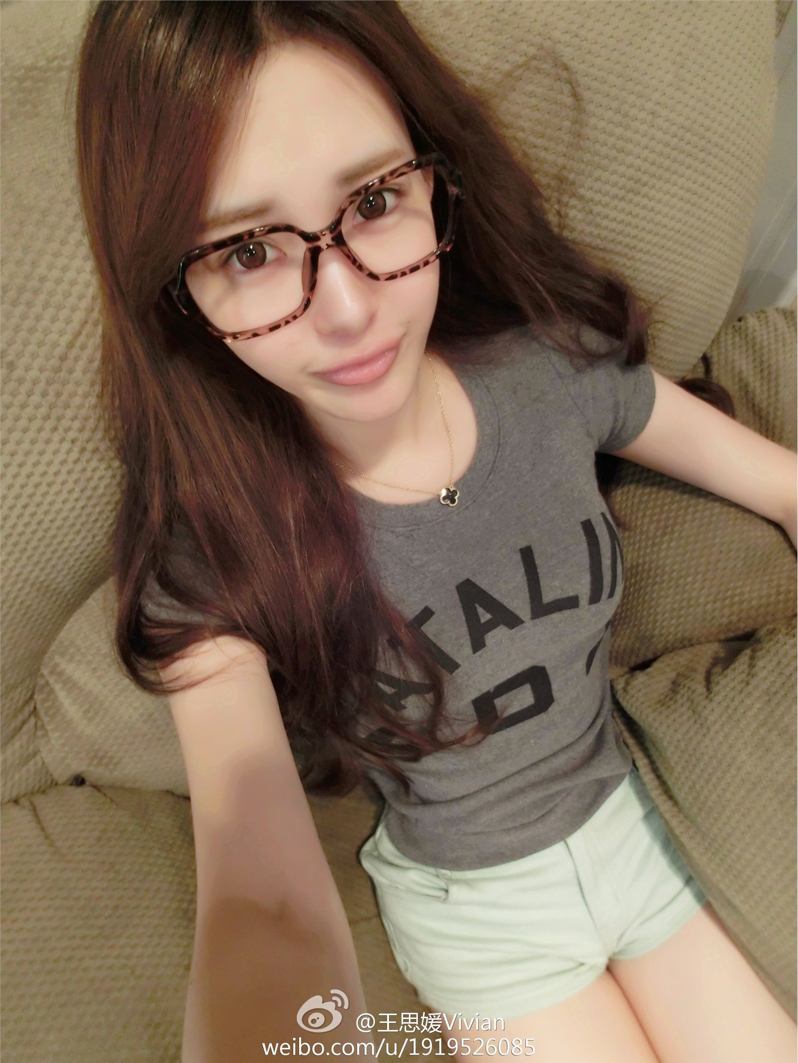 网络红人王思媛Vivian微博自拍写真合集 1