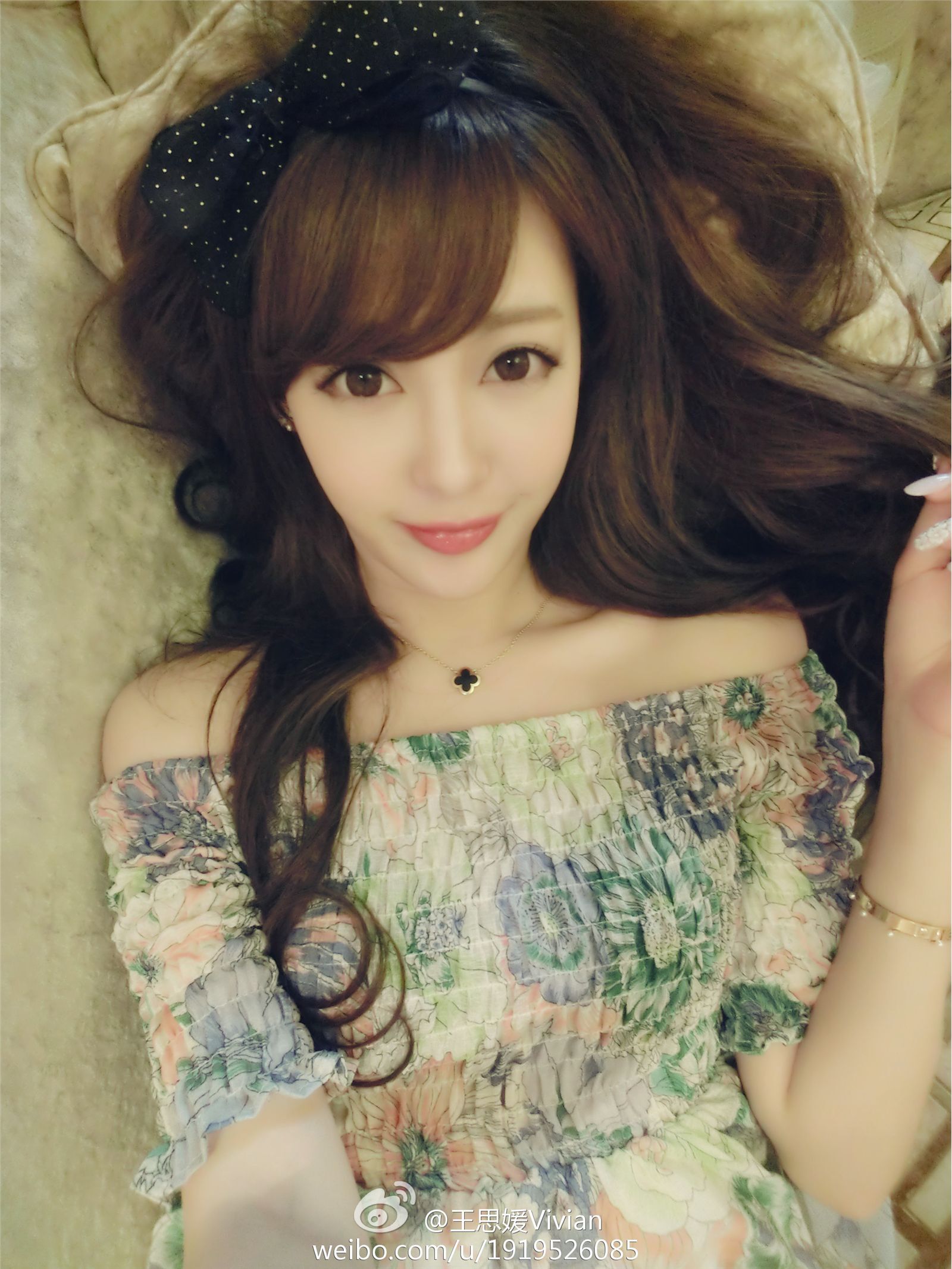 网络红人王思媛Vivian微博自拍写真合集 1