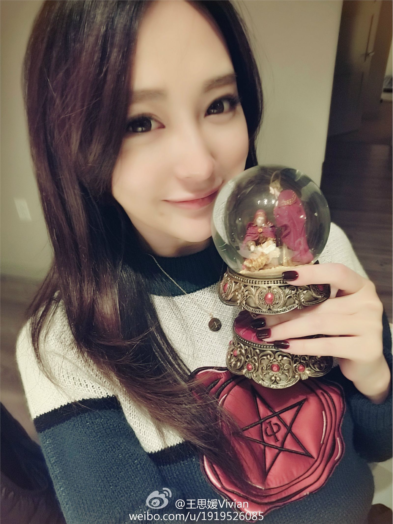 网络红人王思媛Vivian微博自拍写真合集 1