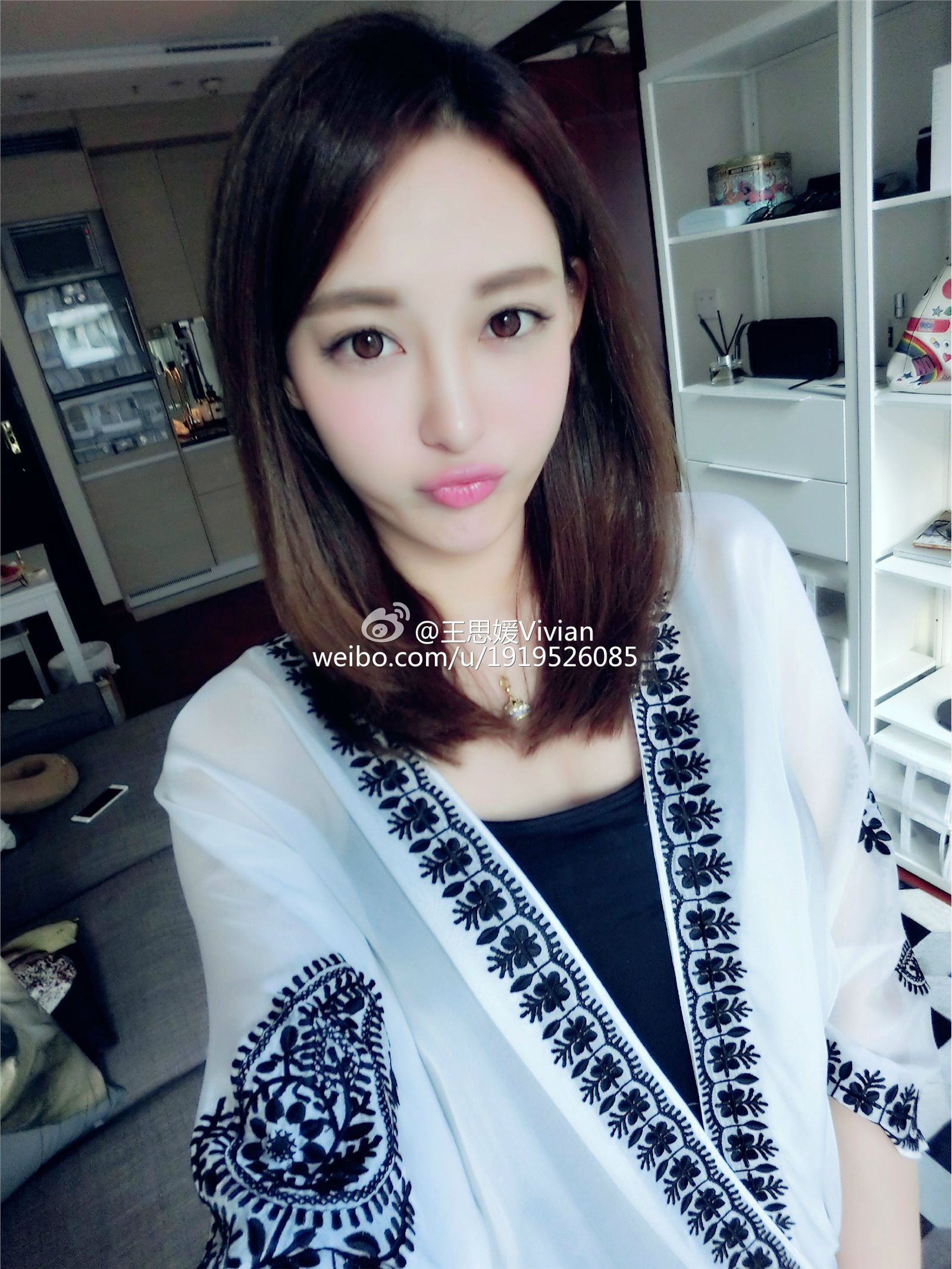 网络红人王思媛Vivian微博自拍写真合集 2