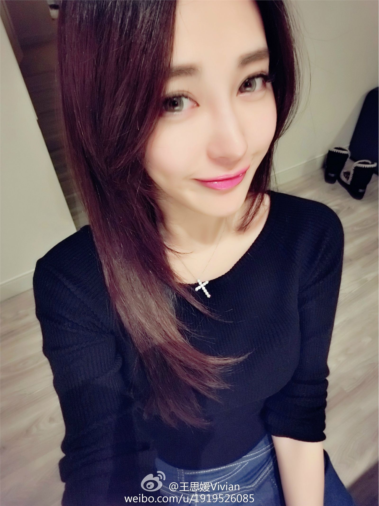 网络红人王思媛Vivian微博自拍写真合集 2