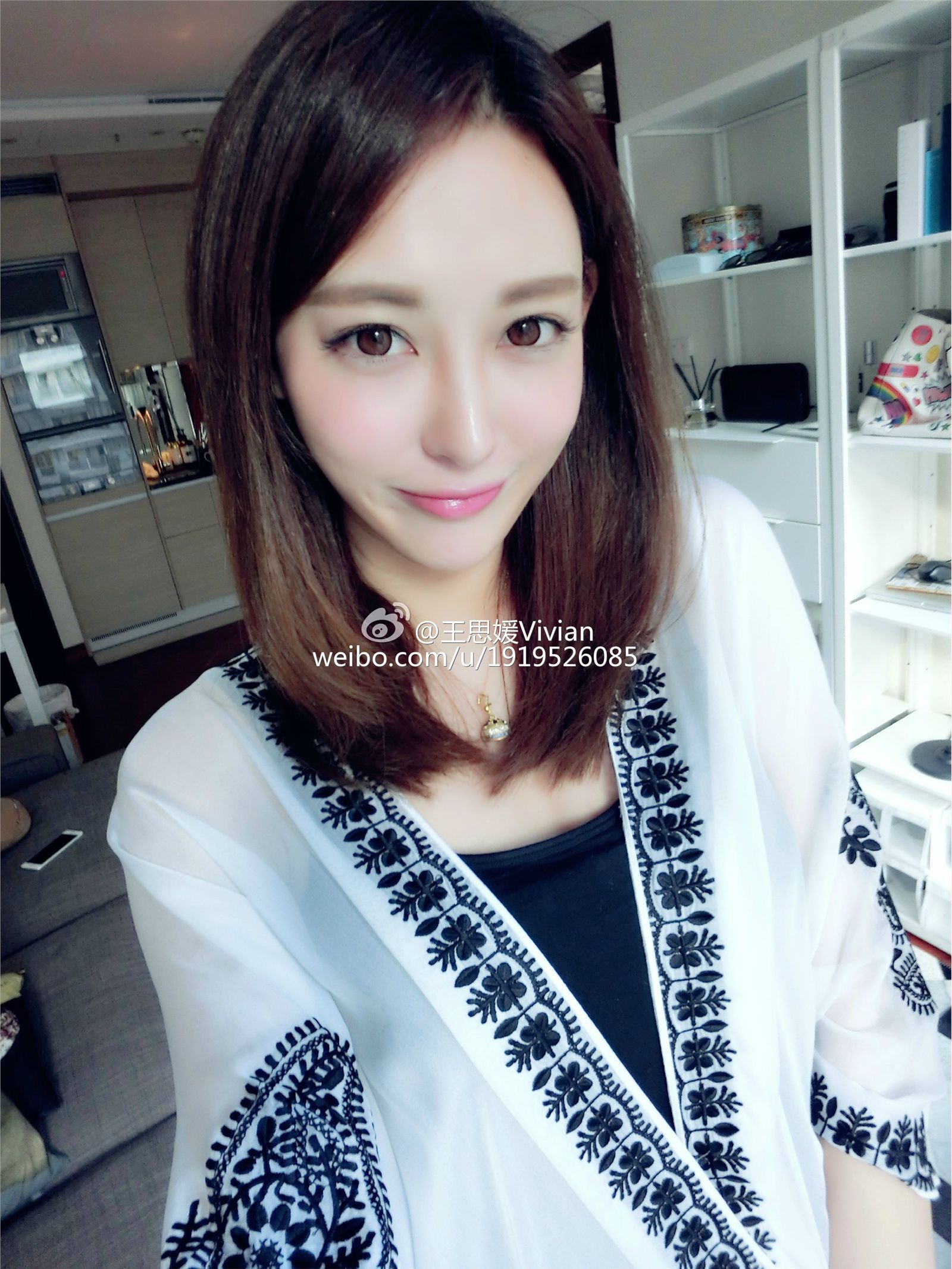 网络红人王思媛Vivian微博自拍写真合集 2