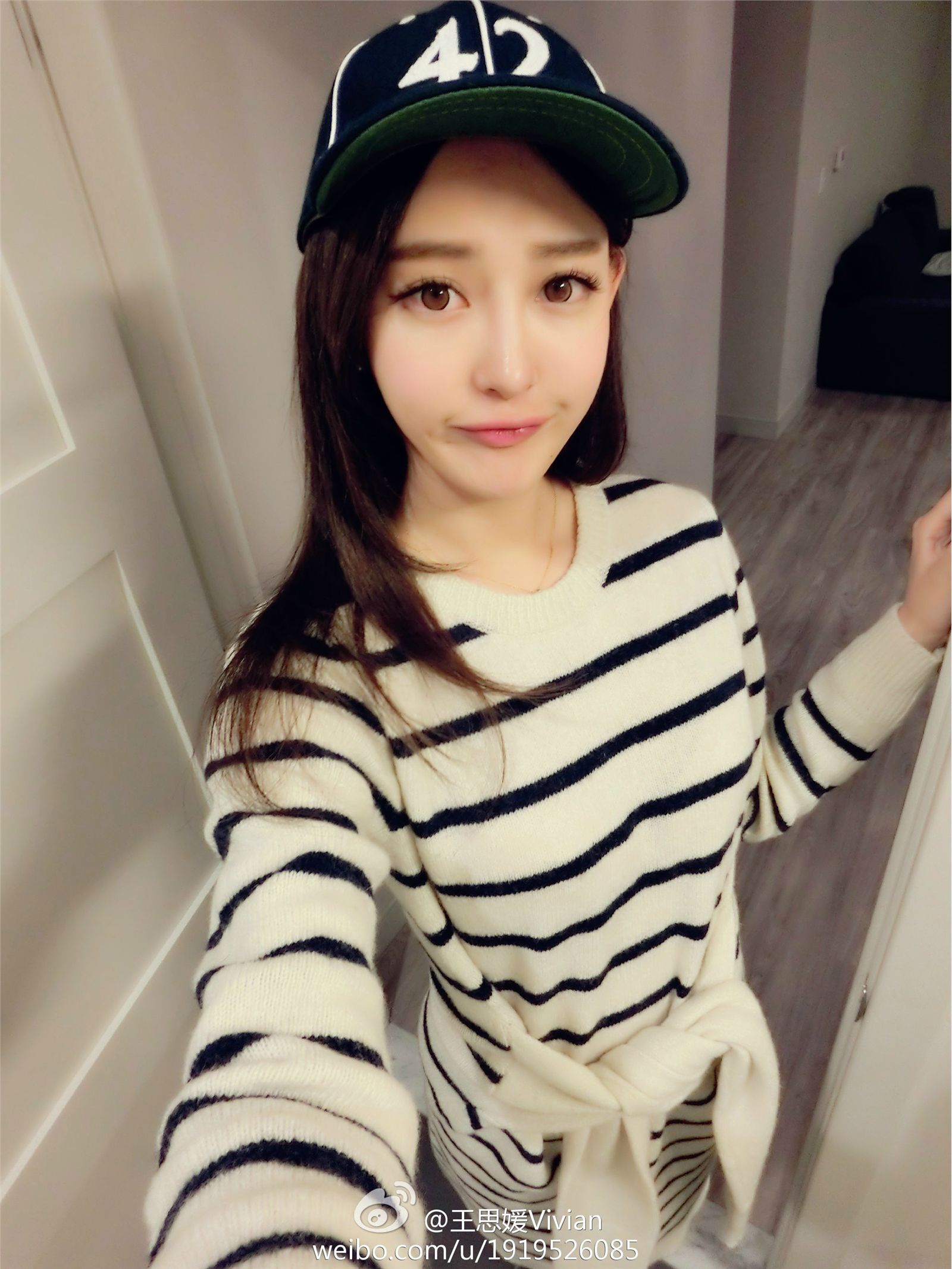网络红人王思媛Vivian微博自拍写真合集 2
