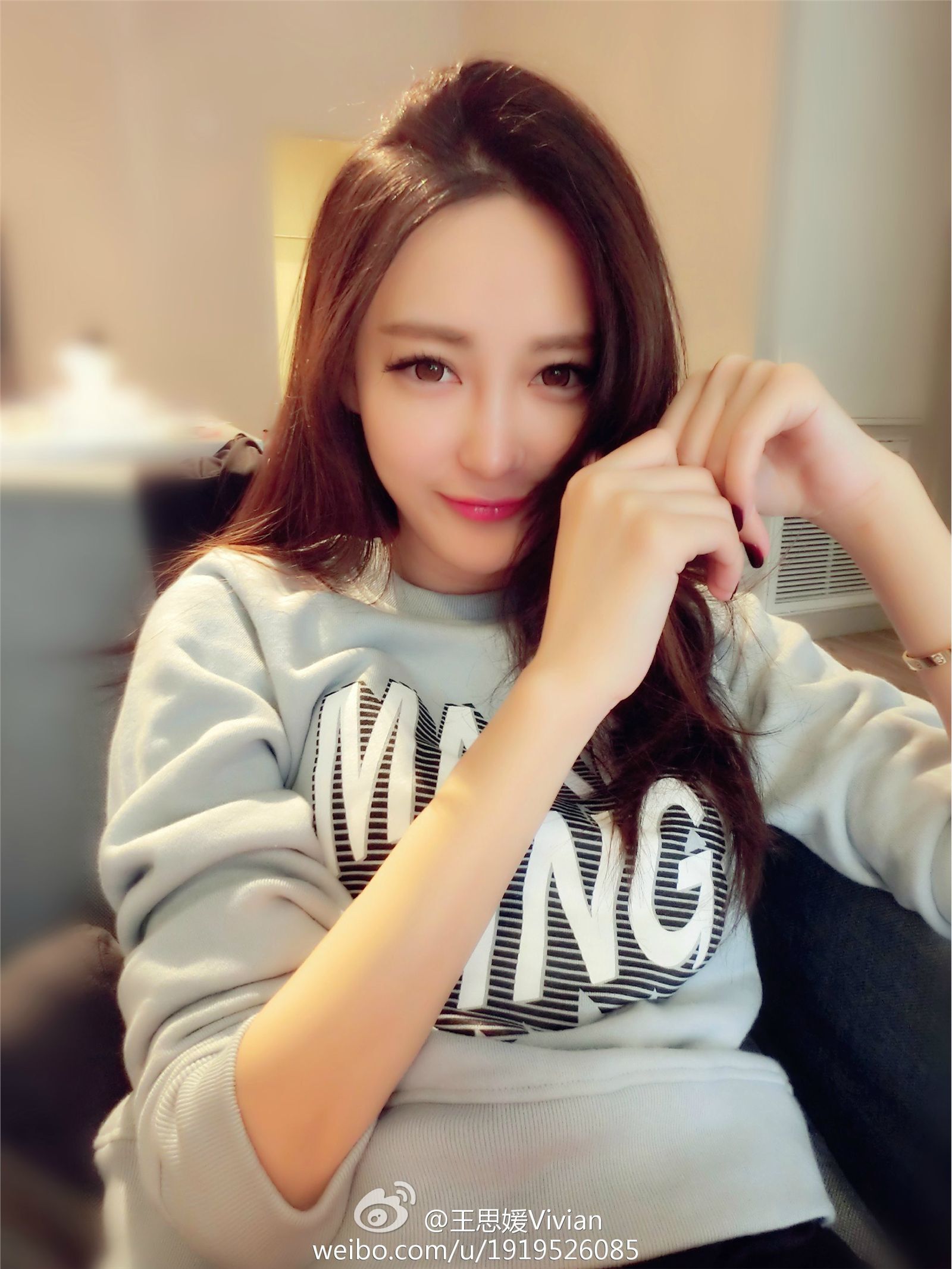网络红人王思媛Vivian微博自拍写真合集 2