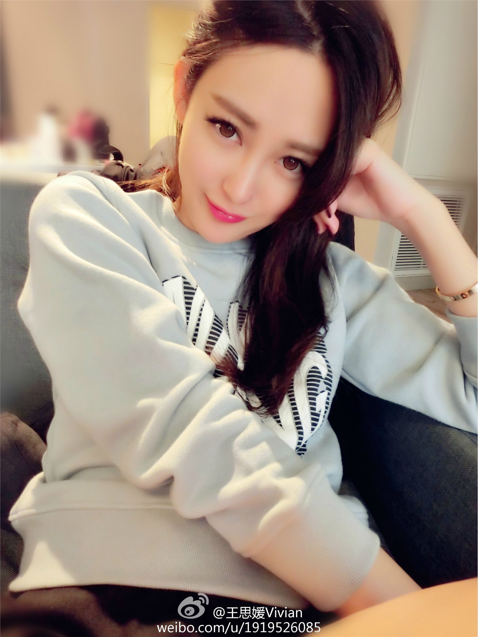 网络红人王思媛Vivian微博自拍写真合集 2