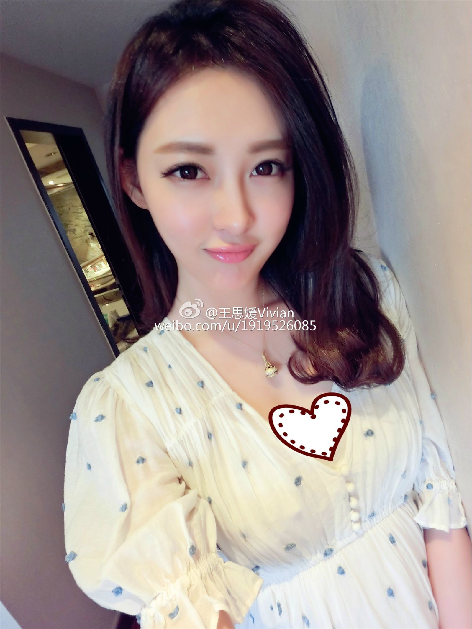 网络红人王思媛Vivian微博自拍写真合集 2