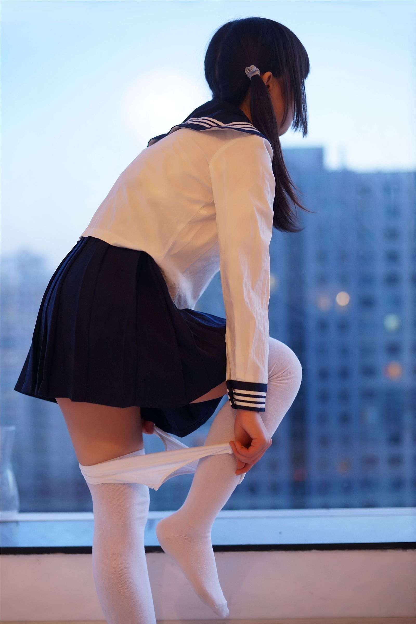 微博萝莉拇指兔vip收费写真 - 拇指兔001