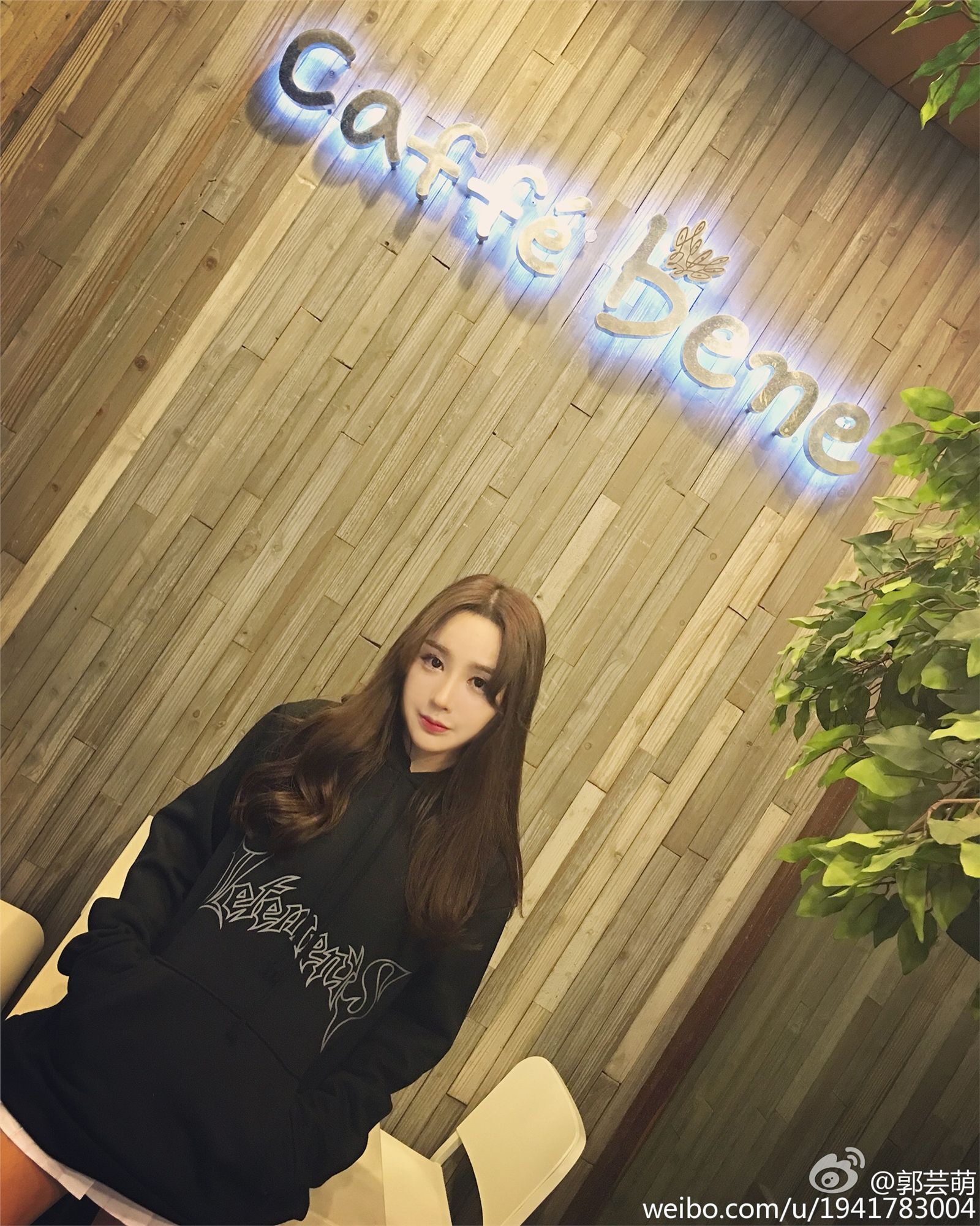 美女模特郭芸萌 微博美图合集