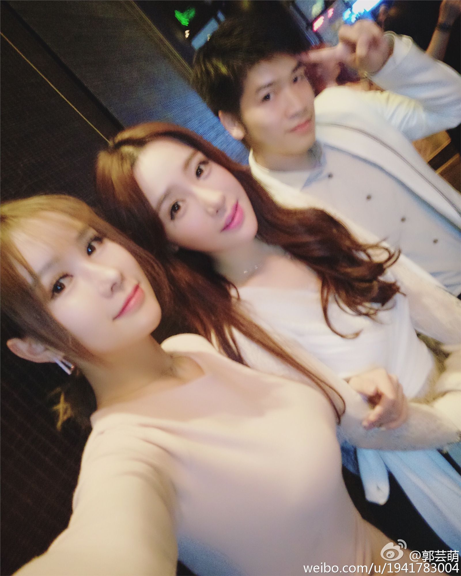 美女模特郭芸萌 微博美图合集