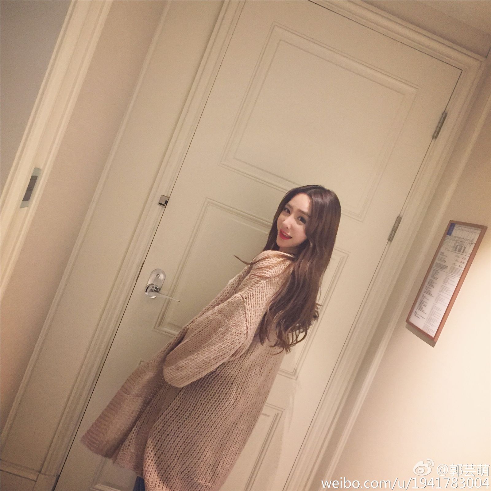 美女模特郭芸萌 微博美图合集