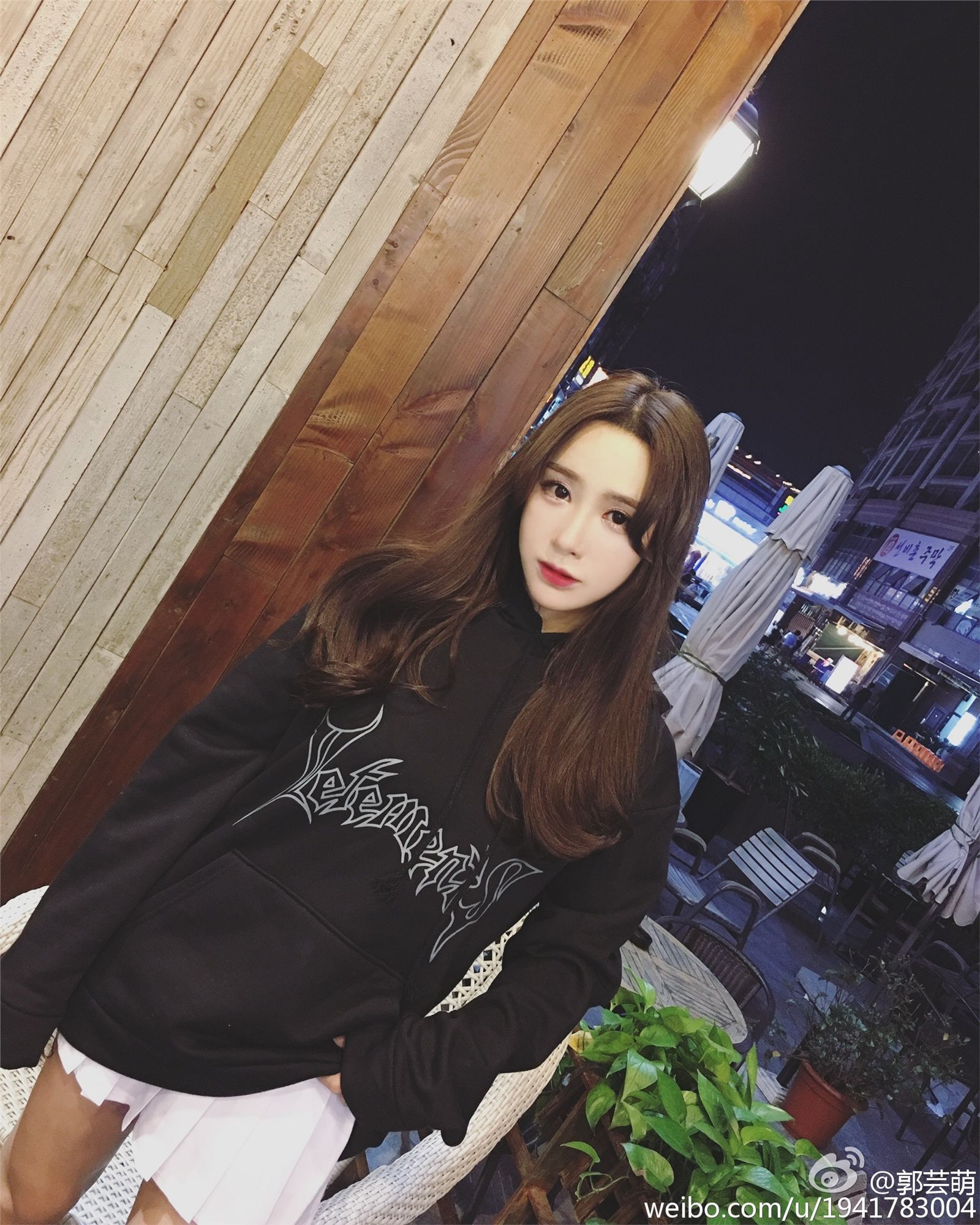 美女模特郭芸萌 微博美图合集