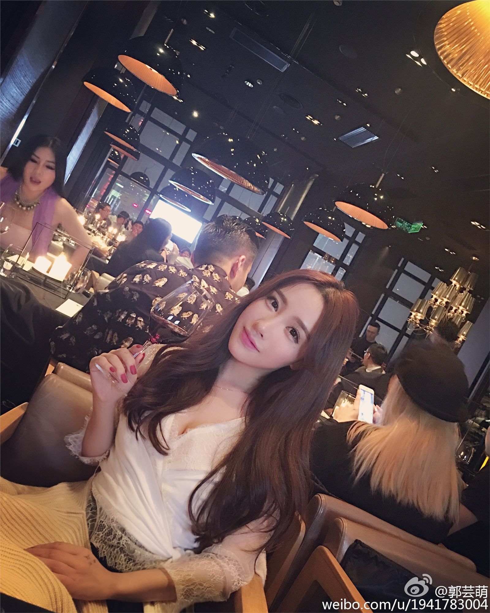 美女模特郭芸萌 微博美图合集