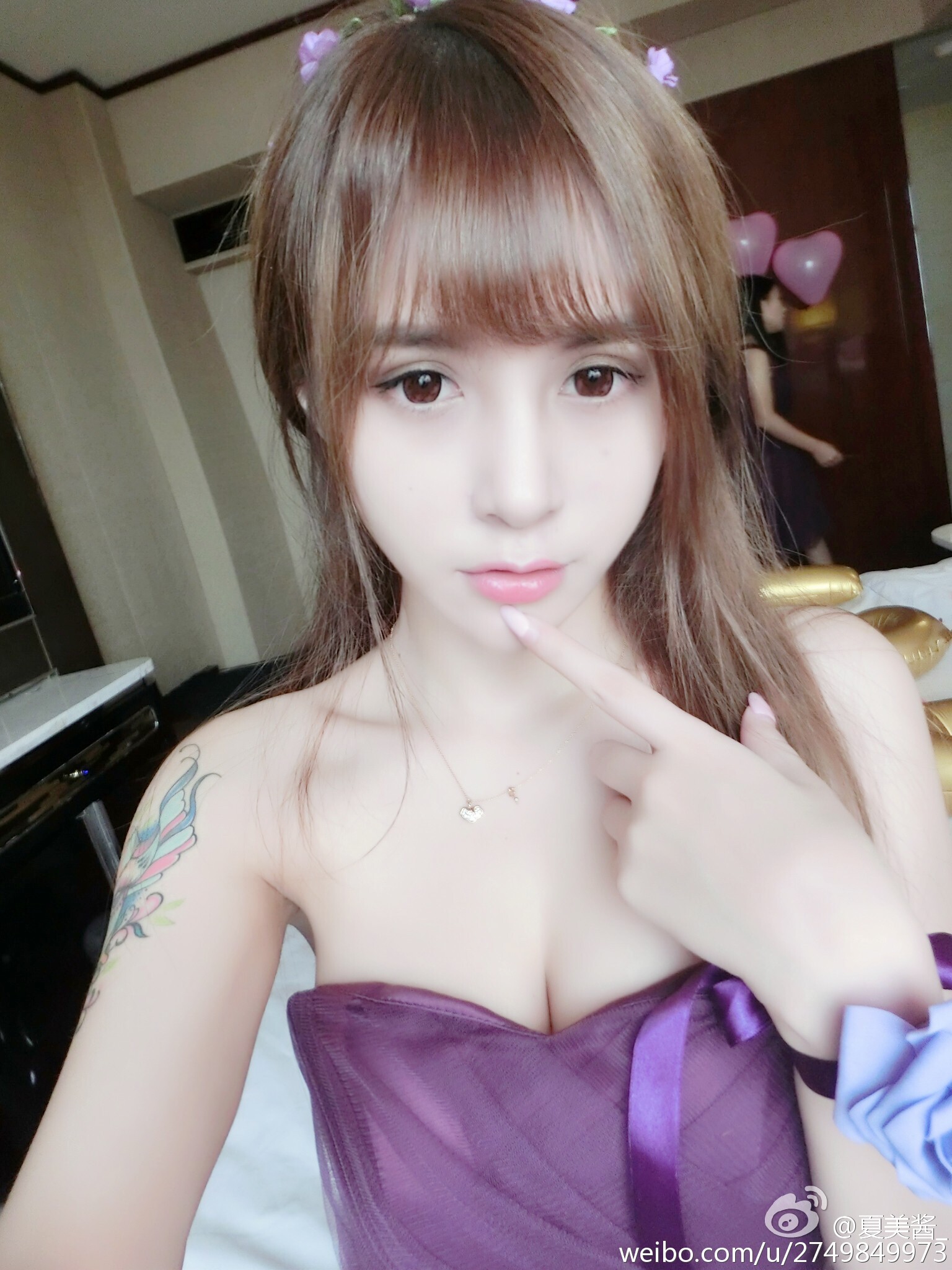 波萝社LOL美女夏美酱 微博图集