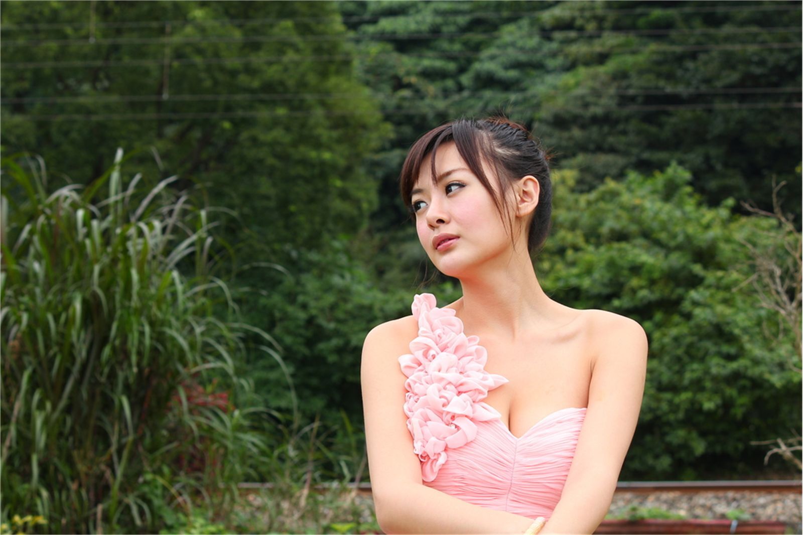 台湾清纯美女小夢 烏石港外拍