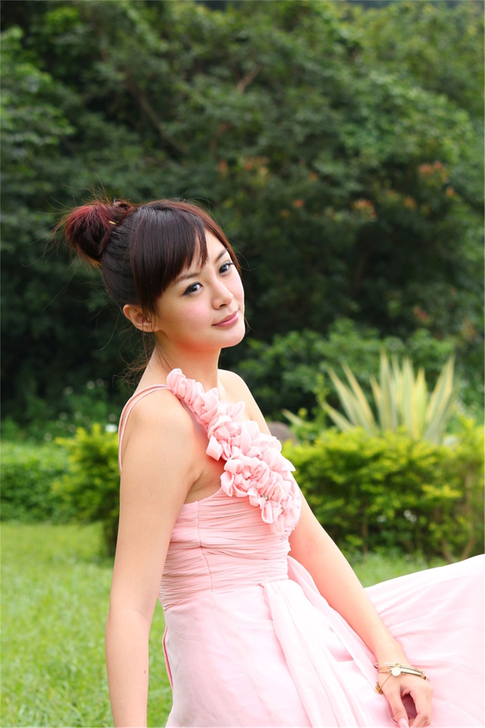 台湾清纯美女小夢 烏石港外拍