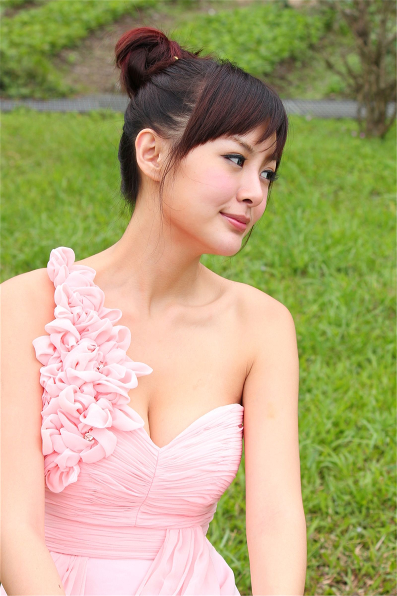 台湾清纯美女小夢 烏石港外拍