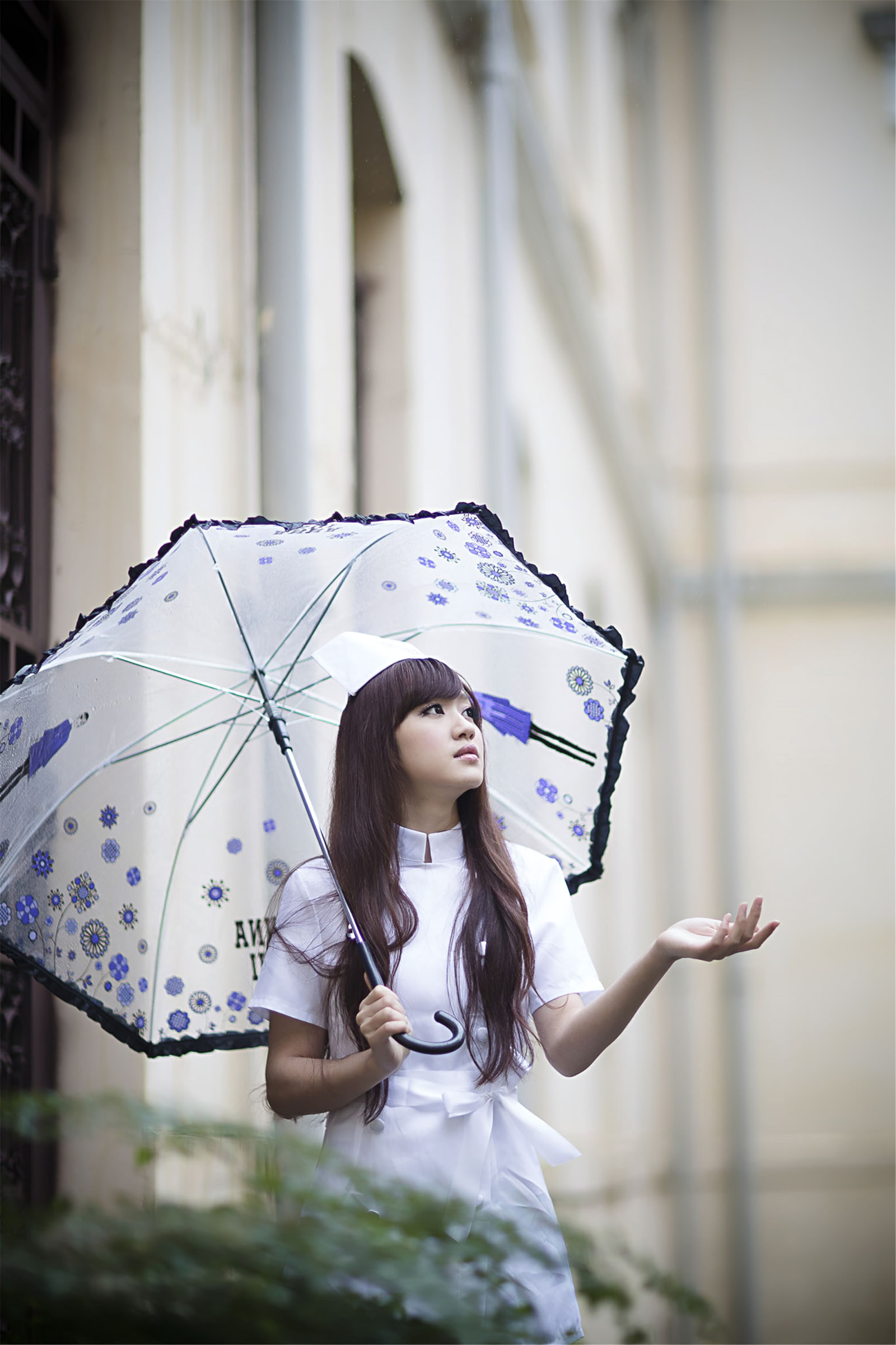 台湾清纯美女小雅 台大医学院外拍