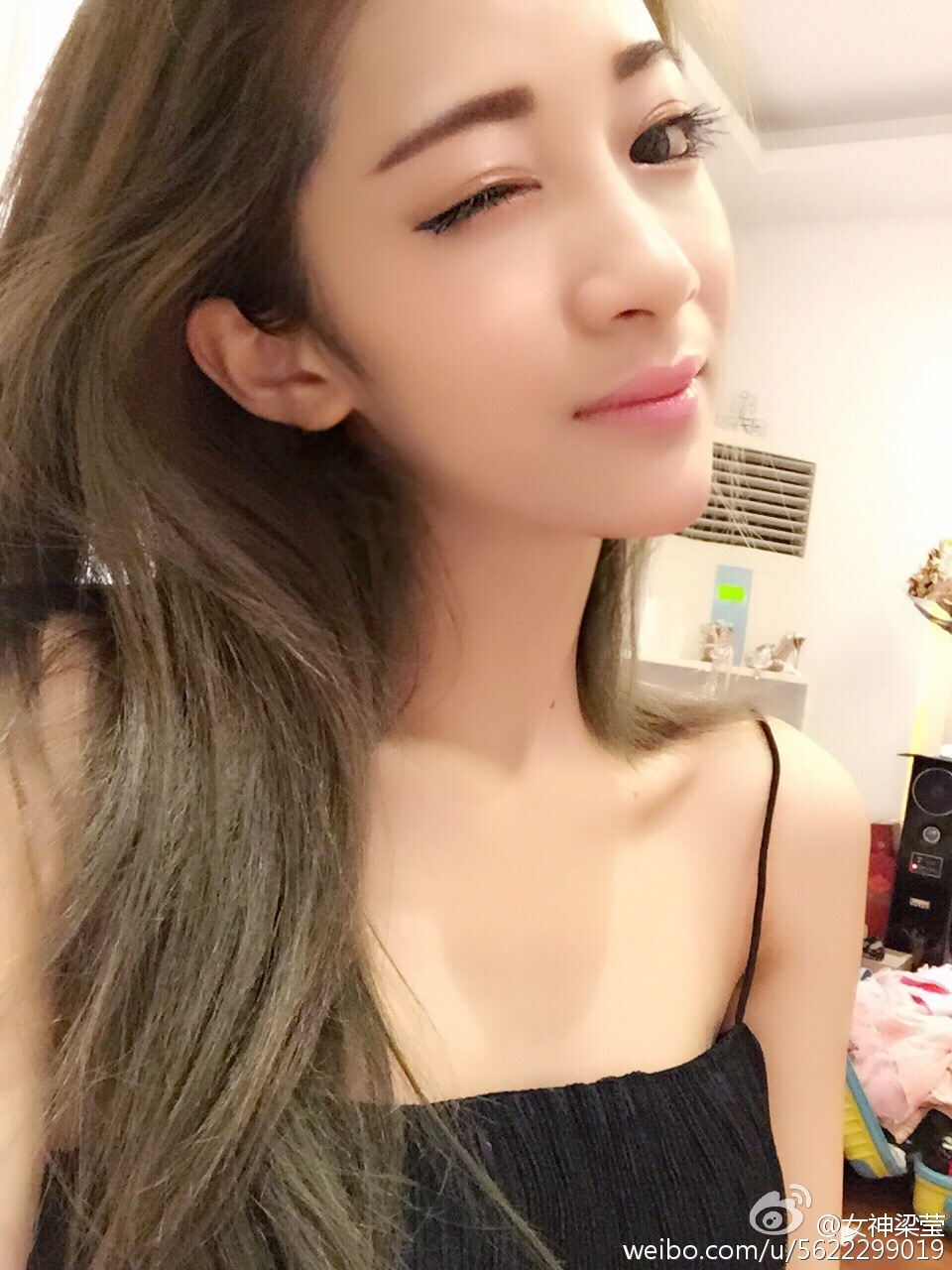 美臀女神 - Sugar梁莹性感微博图片打包