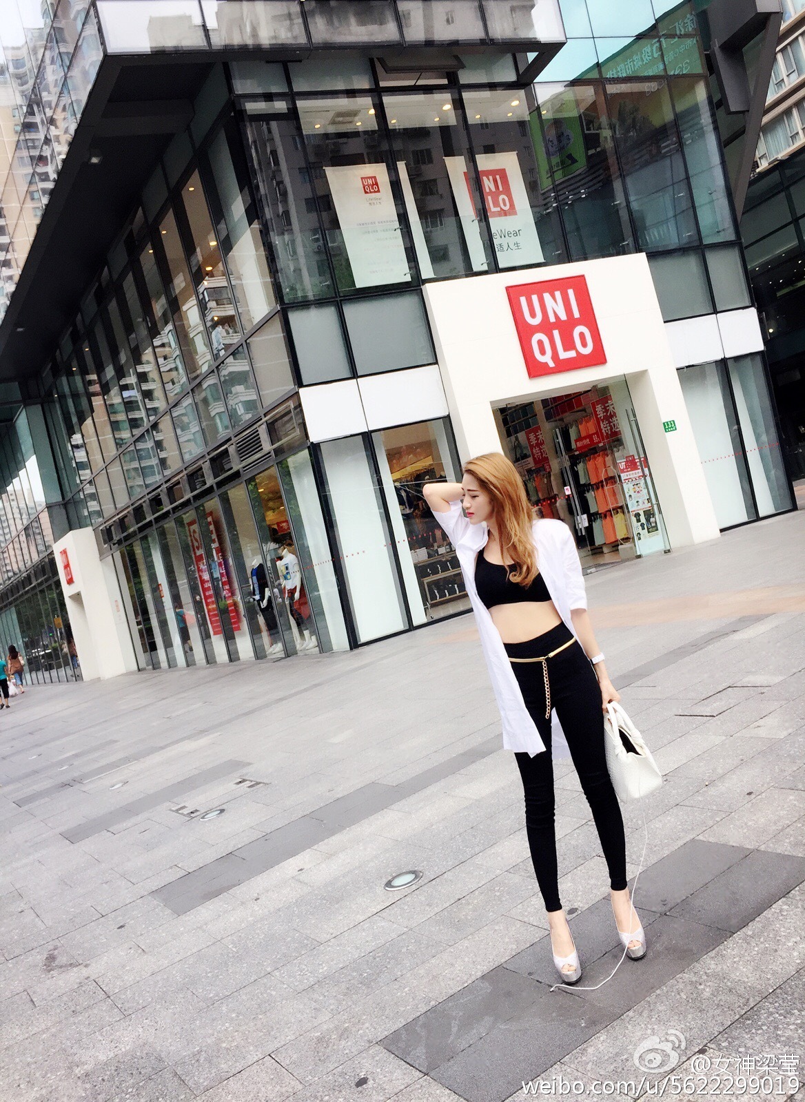 美臀女神 - Sugar梁莹性感微博图片打包