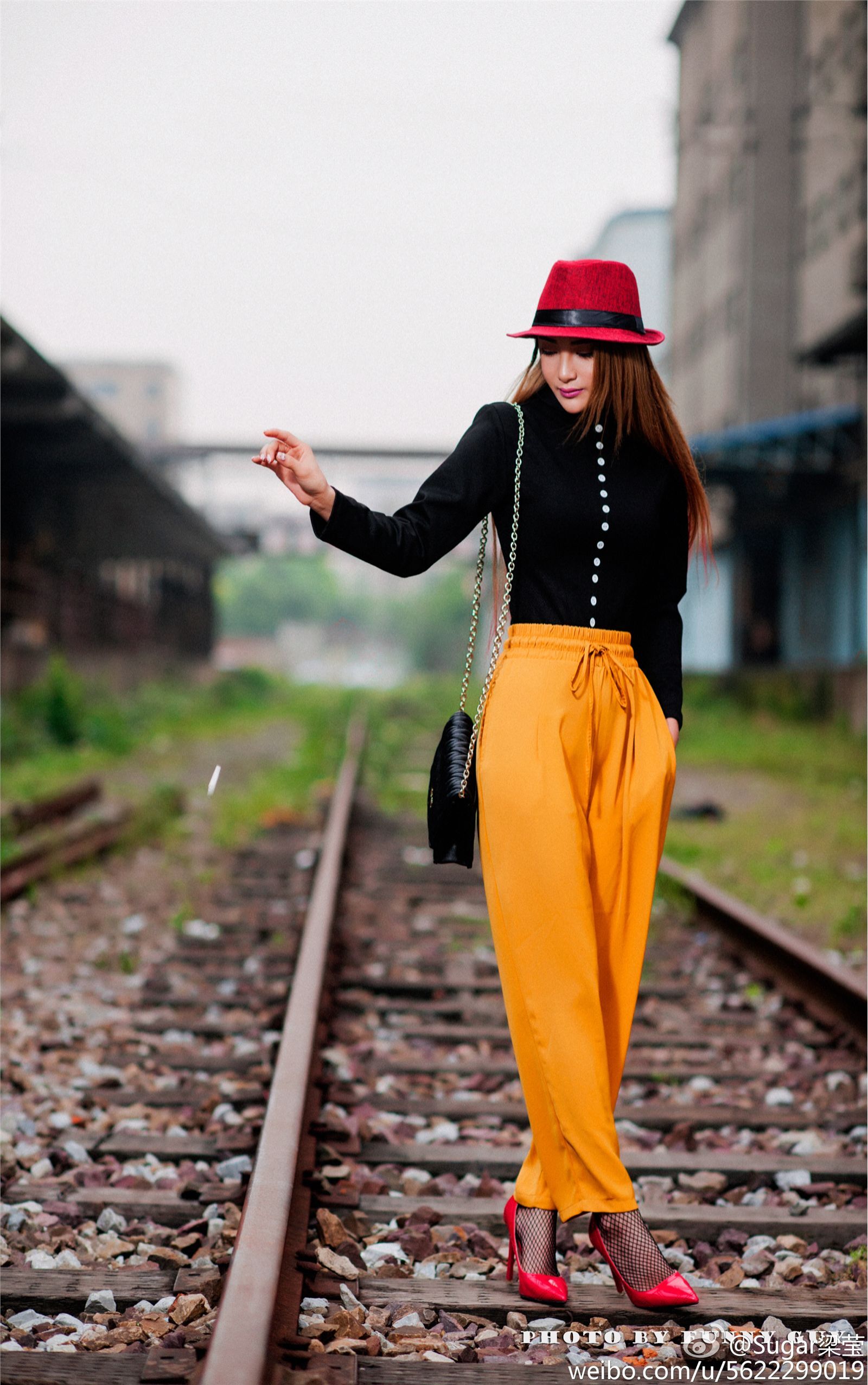 美臀女神 - Sugar梁莹性感微博图片打包