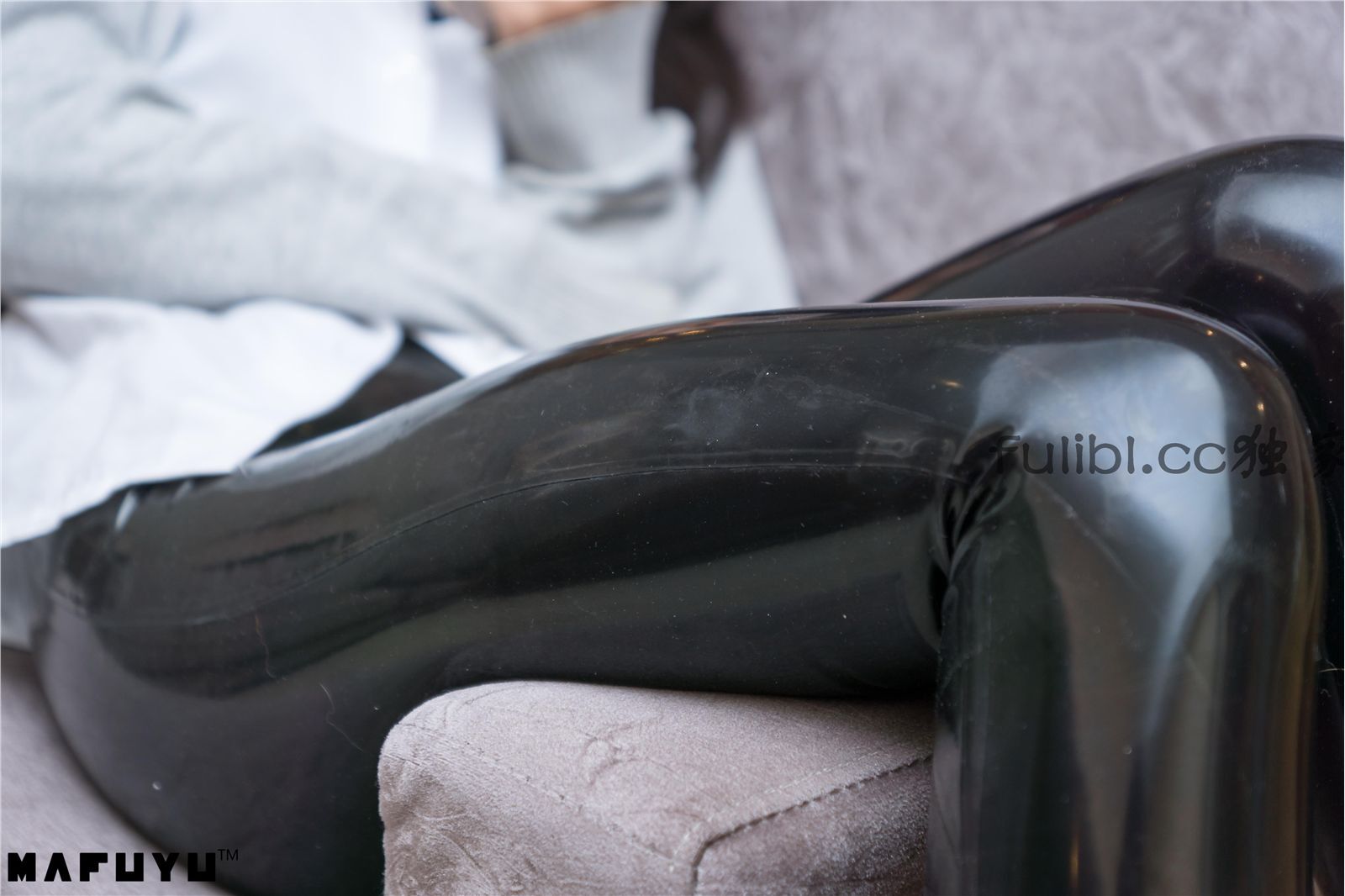 极品女神神楽板真冬Discovery探索频道胶袜特辑