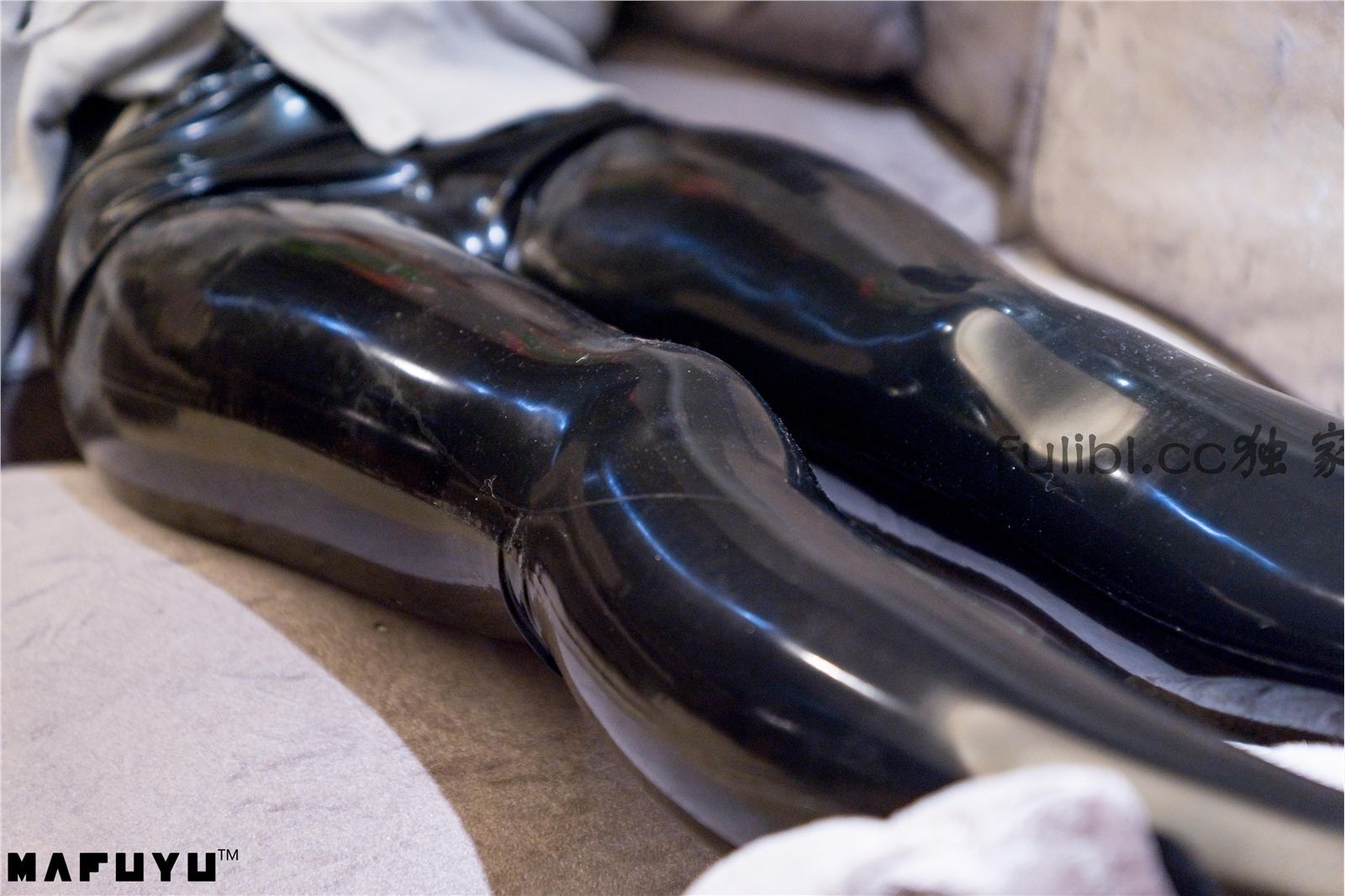 极品女神神楽板真冬Discovery探索频道胶袜特辑