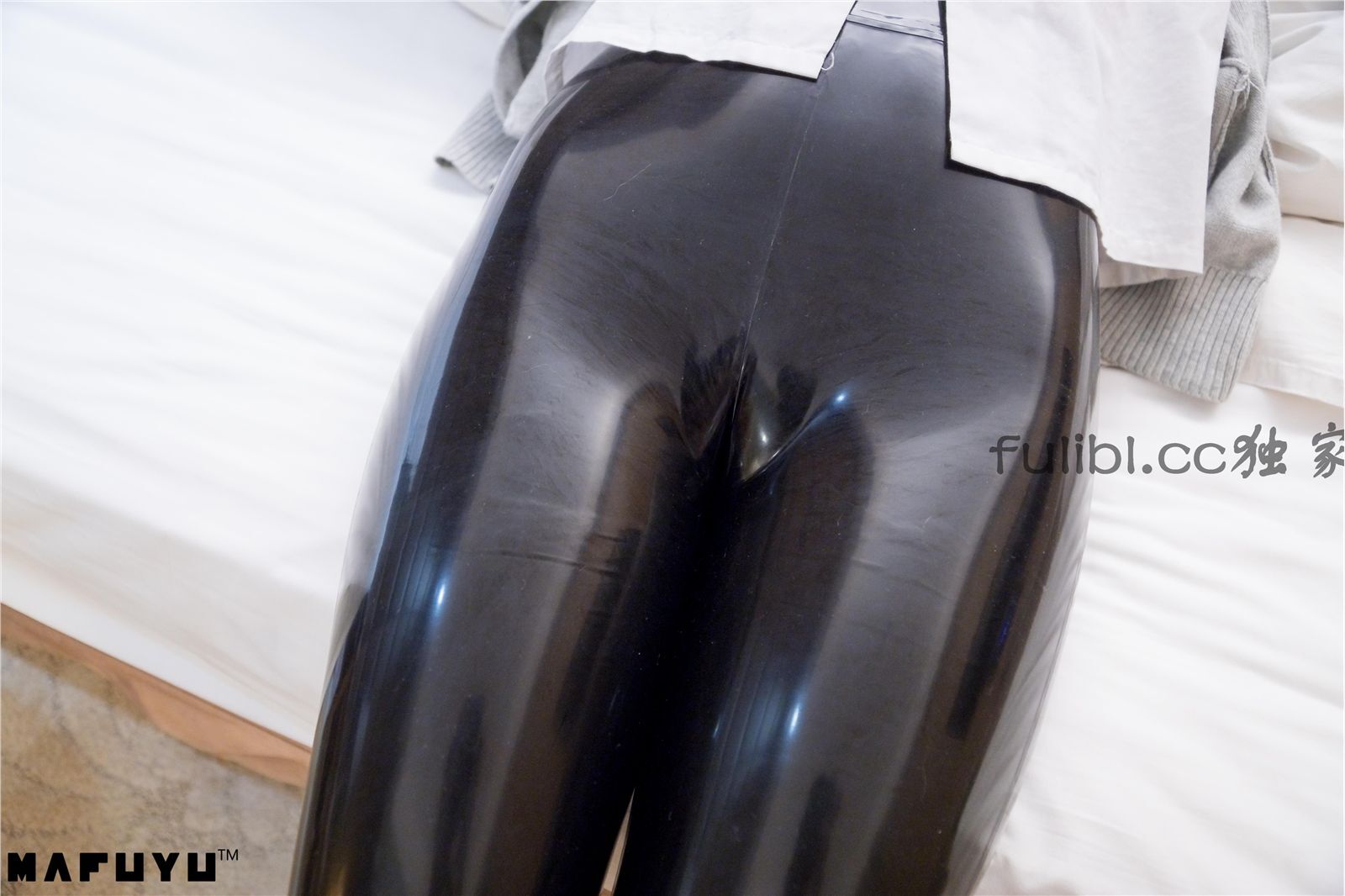 极品女神神楽板真冬Discovery探索频道胶袜特辑