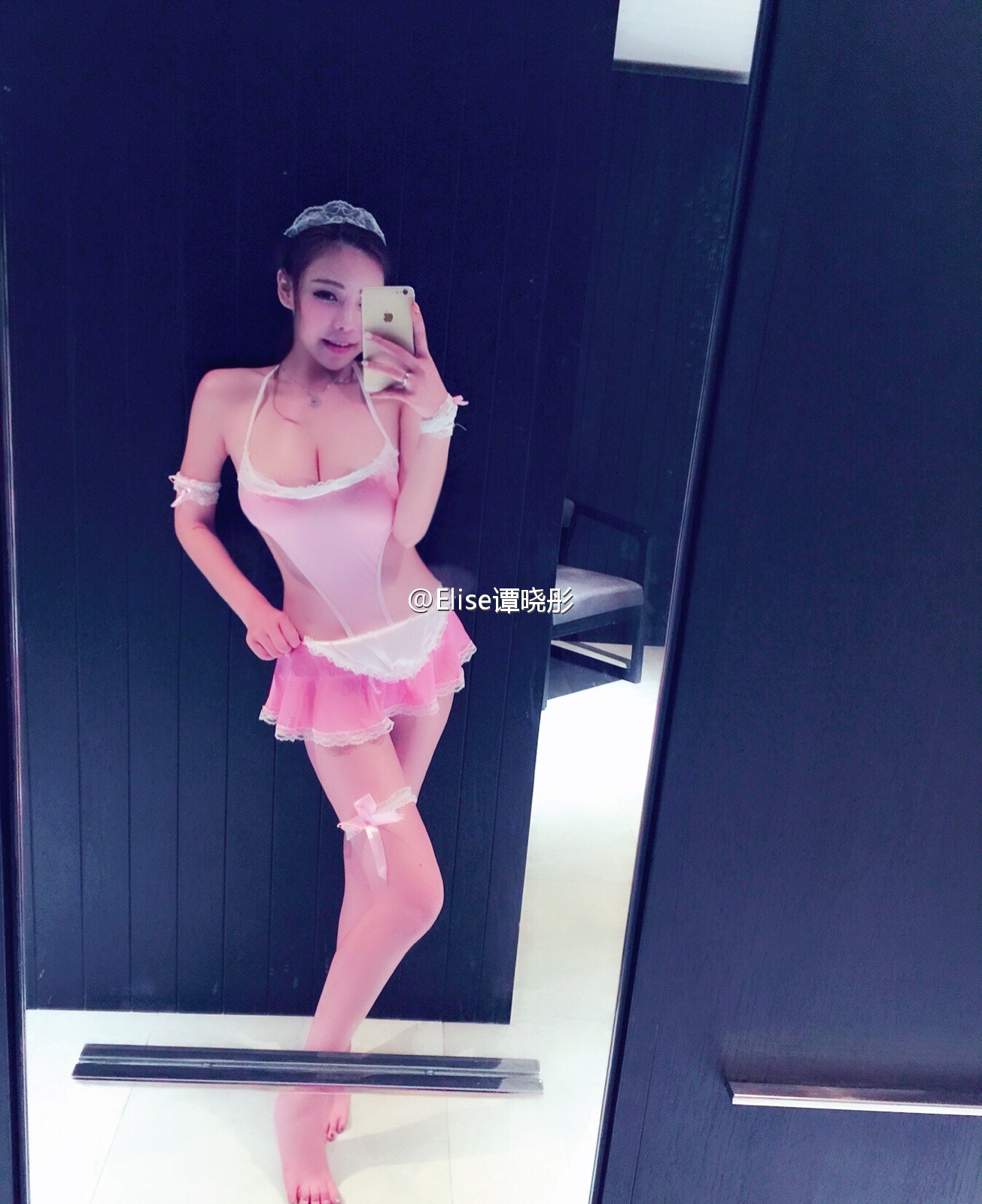 34F大胸模特Elise谭晓彤微博散图