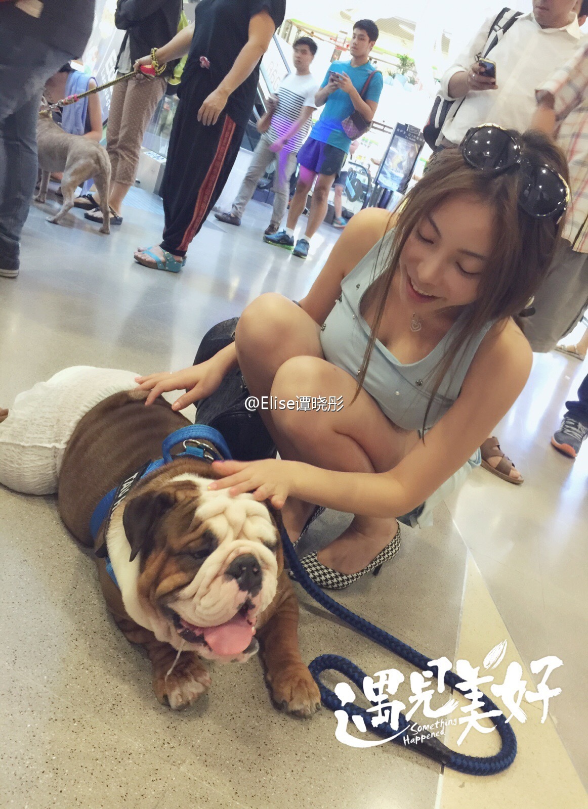 34F大胸模特Elise谭晓彤微博散图