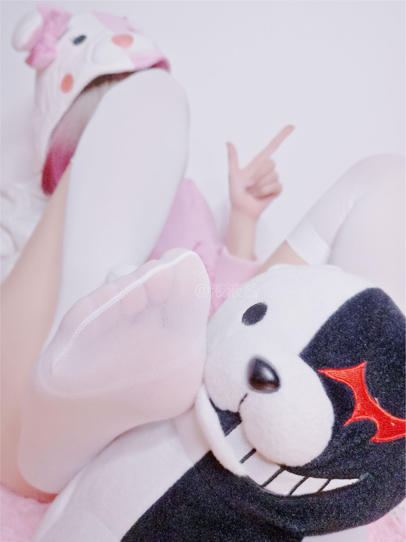 液液酱YeYe-黑白熊