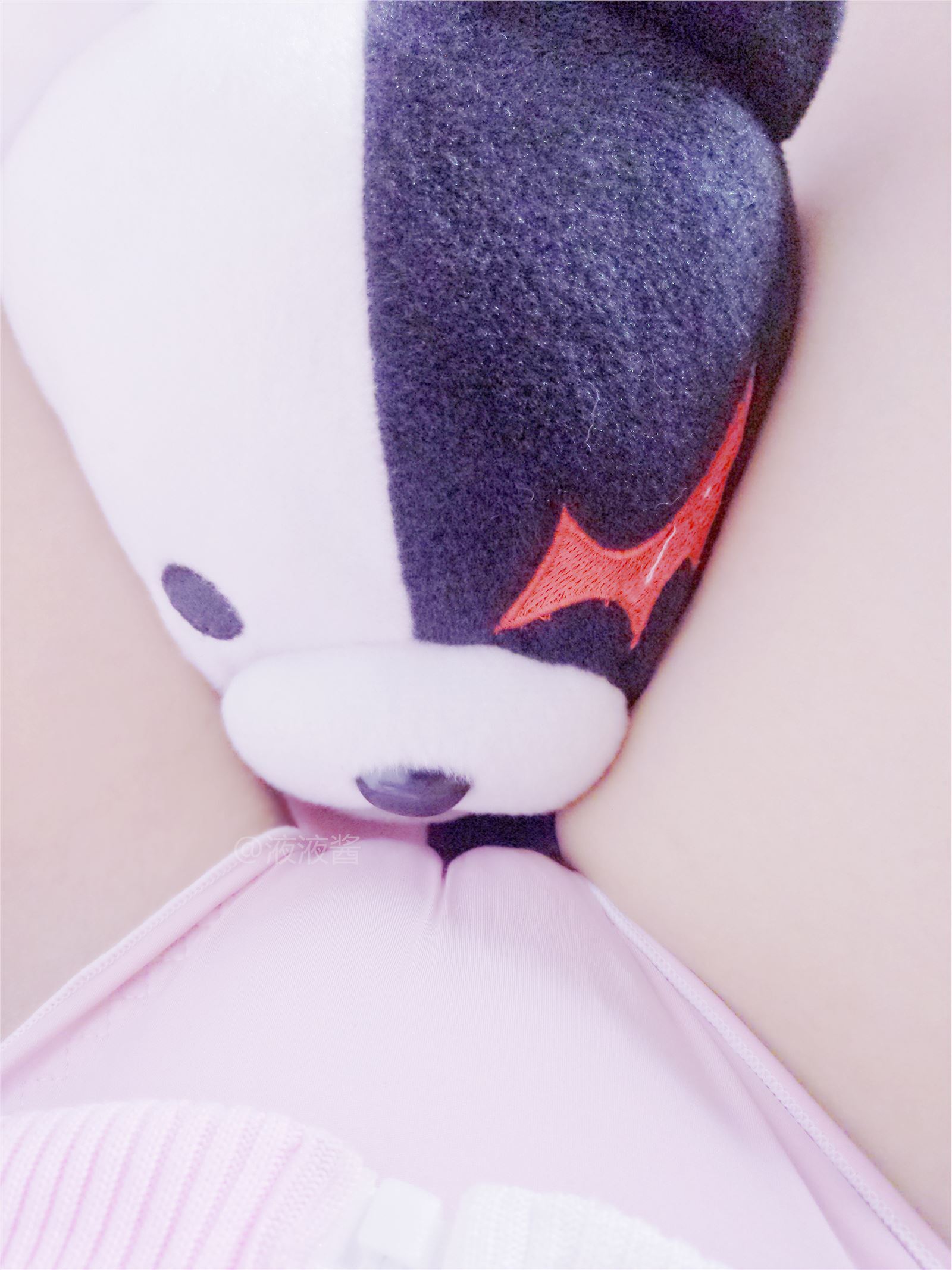 液液酱YeYe-黑白熊