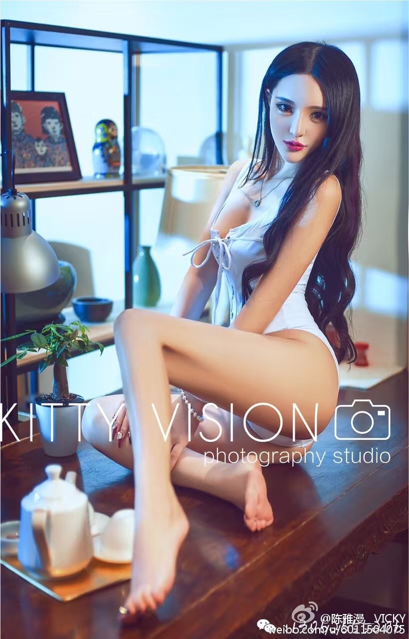 微博女郎 陈雅曼 欣杨最新图集写真