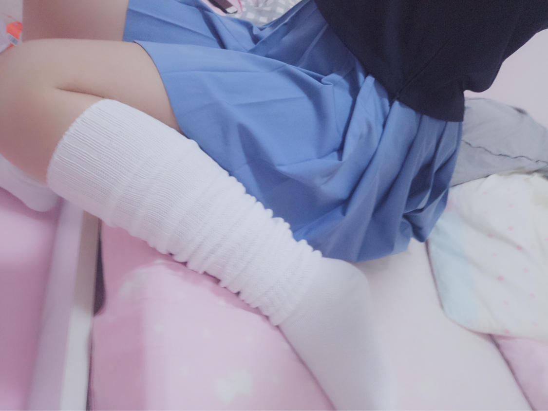 微博@你陌 VIP图包视频原版无水印 女孩子裙底到底有什么呢 2