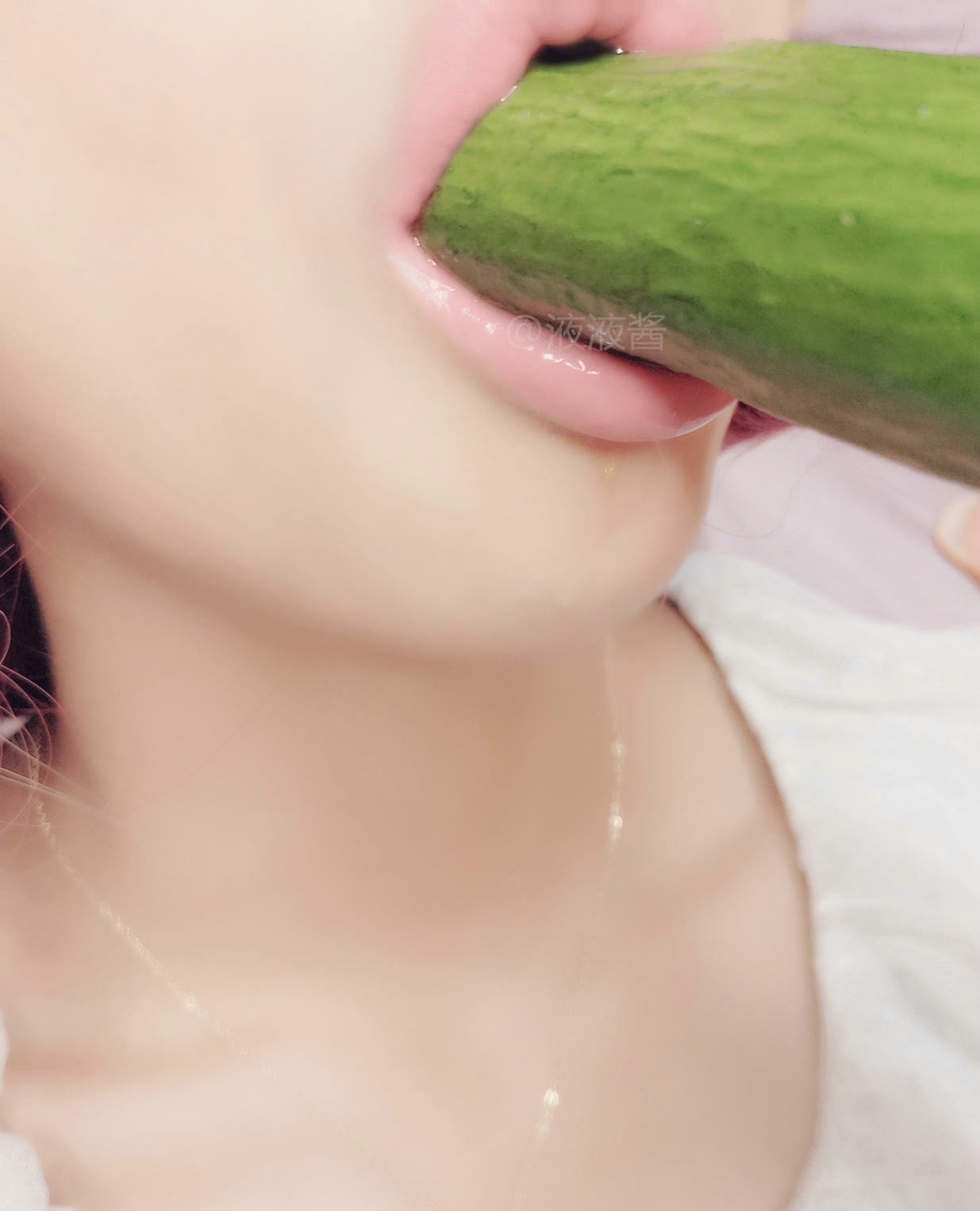 微博@液液酱YeYe – 黄瓜与绿丝