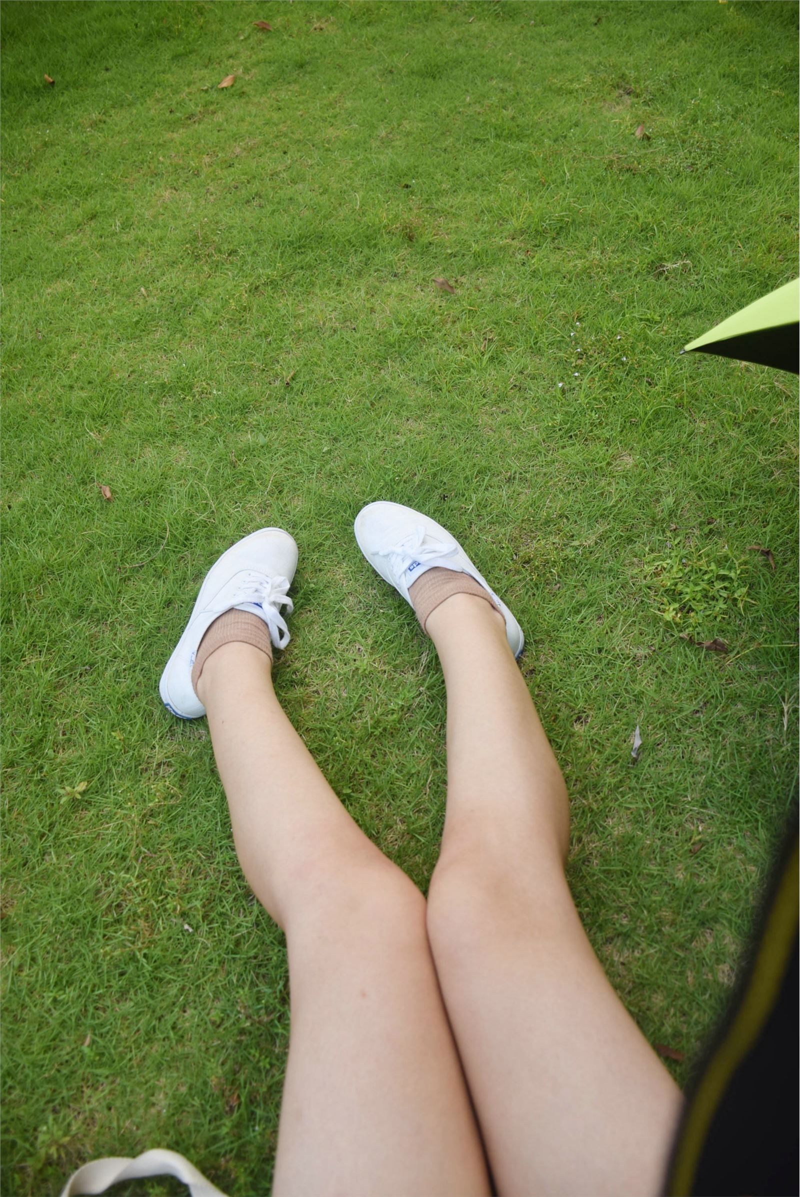 微博@Mika啾-公园170919—公园露出