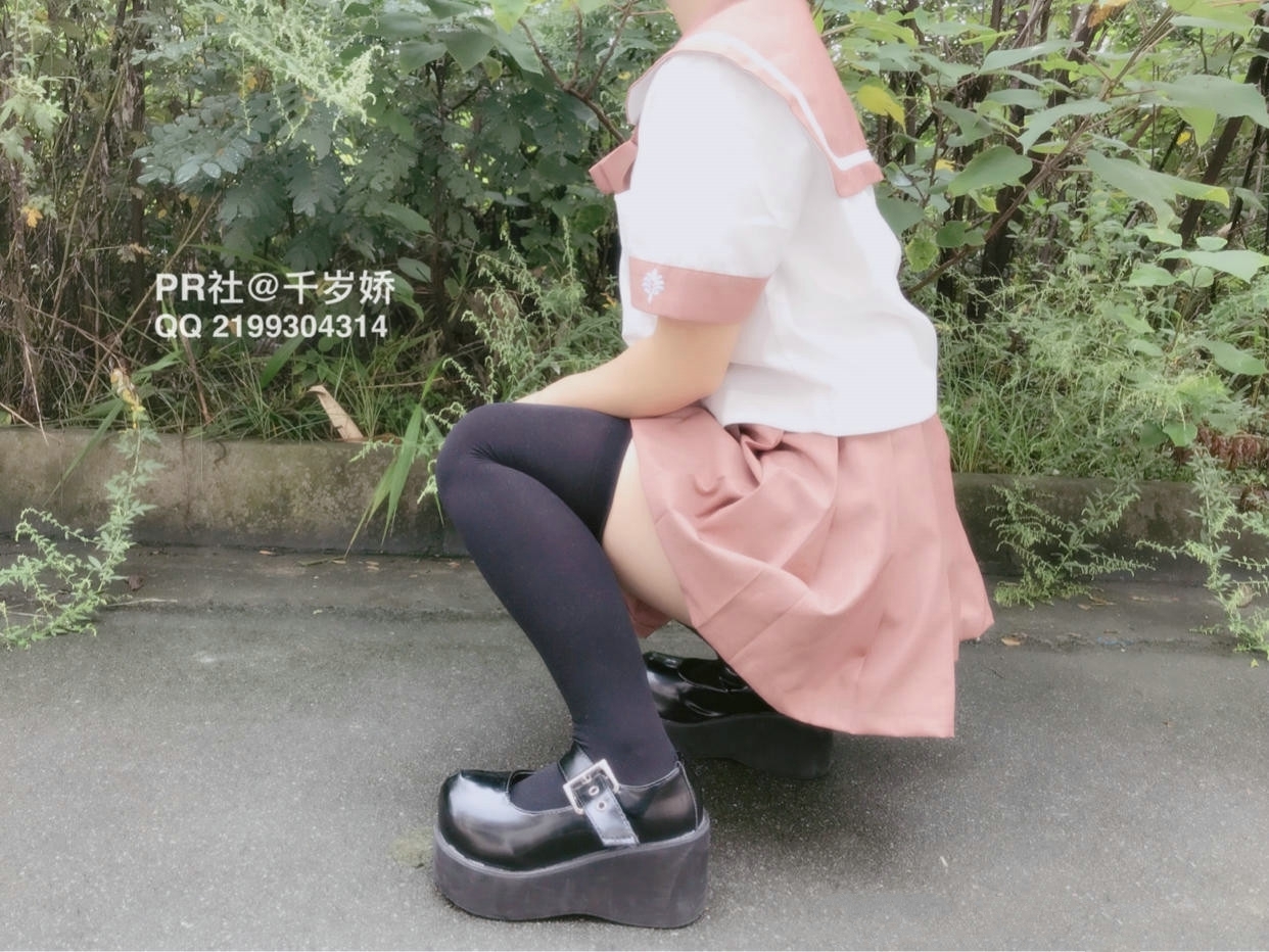 微博@千岁娇3-JK黑丝play