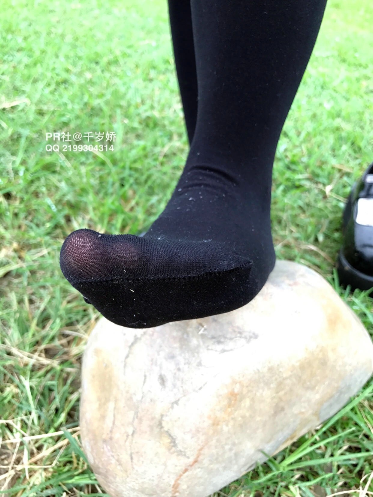 微博@千岁娇3-JK黑丝play