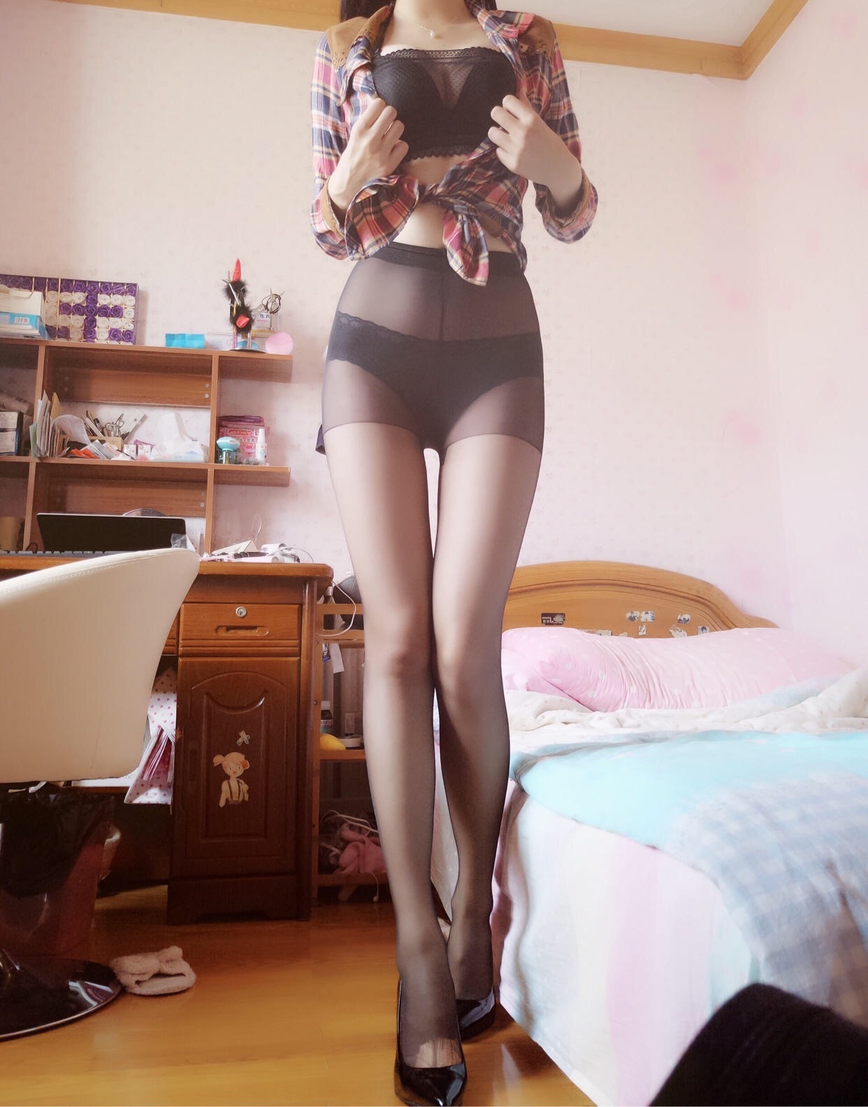 微博妹子原来是茜公举殿下 - 黑丝美臀