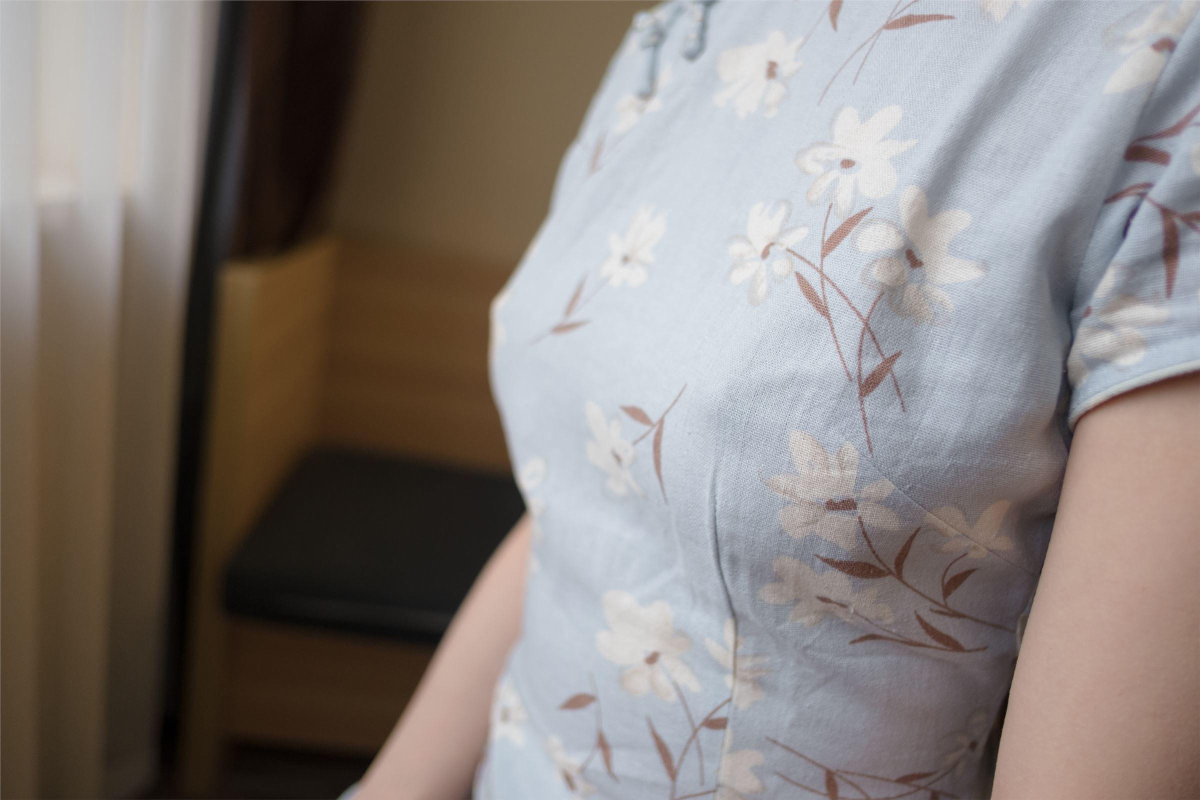 西尔酱-VIP图包之兰草旗袍篇