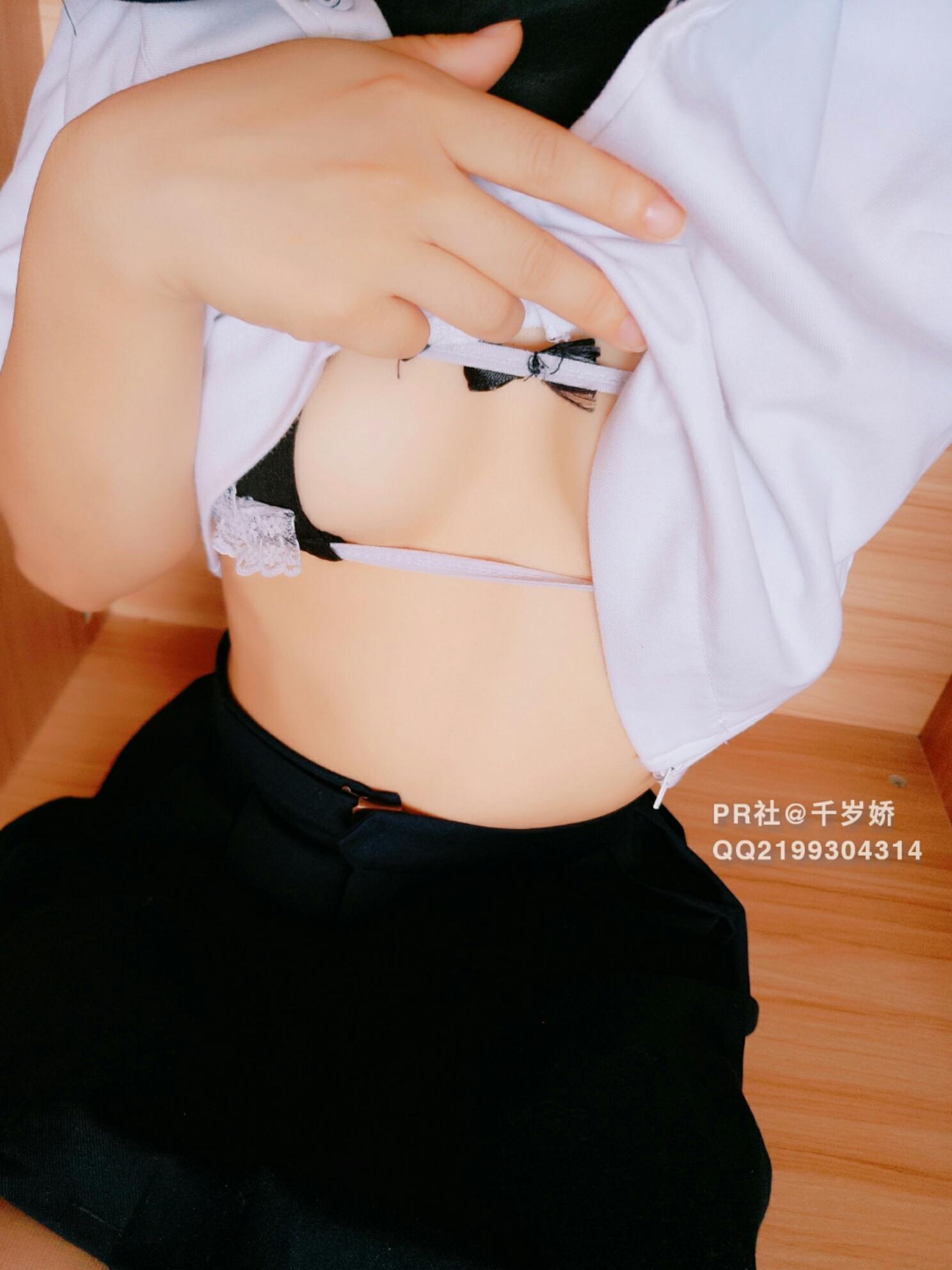 千岁娇—JK黑丝足控