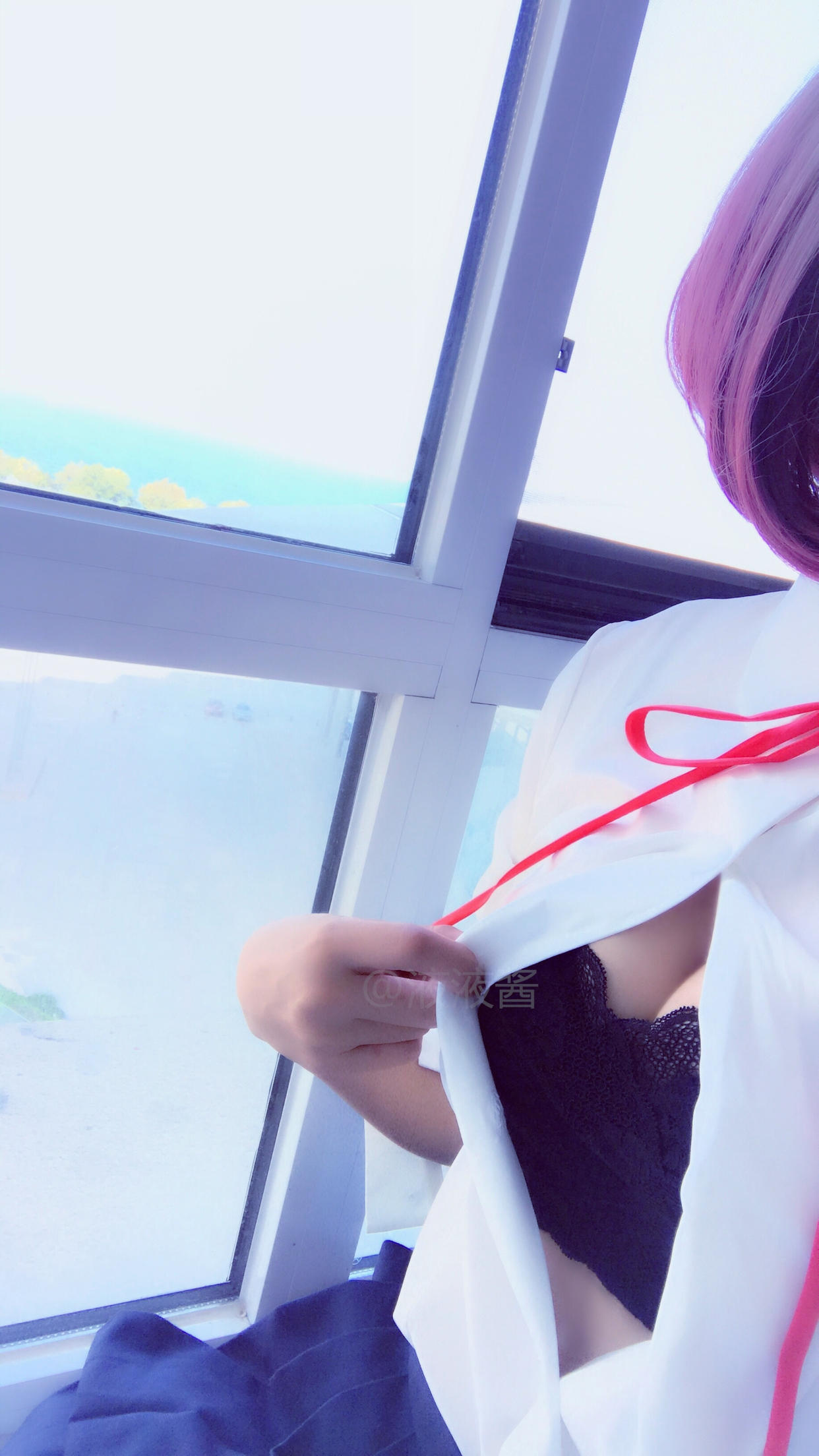 液液酱—窗边JK